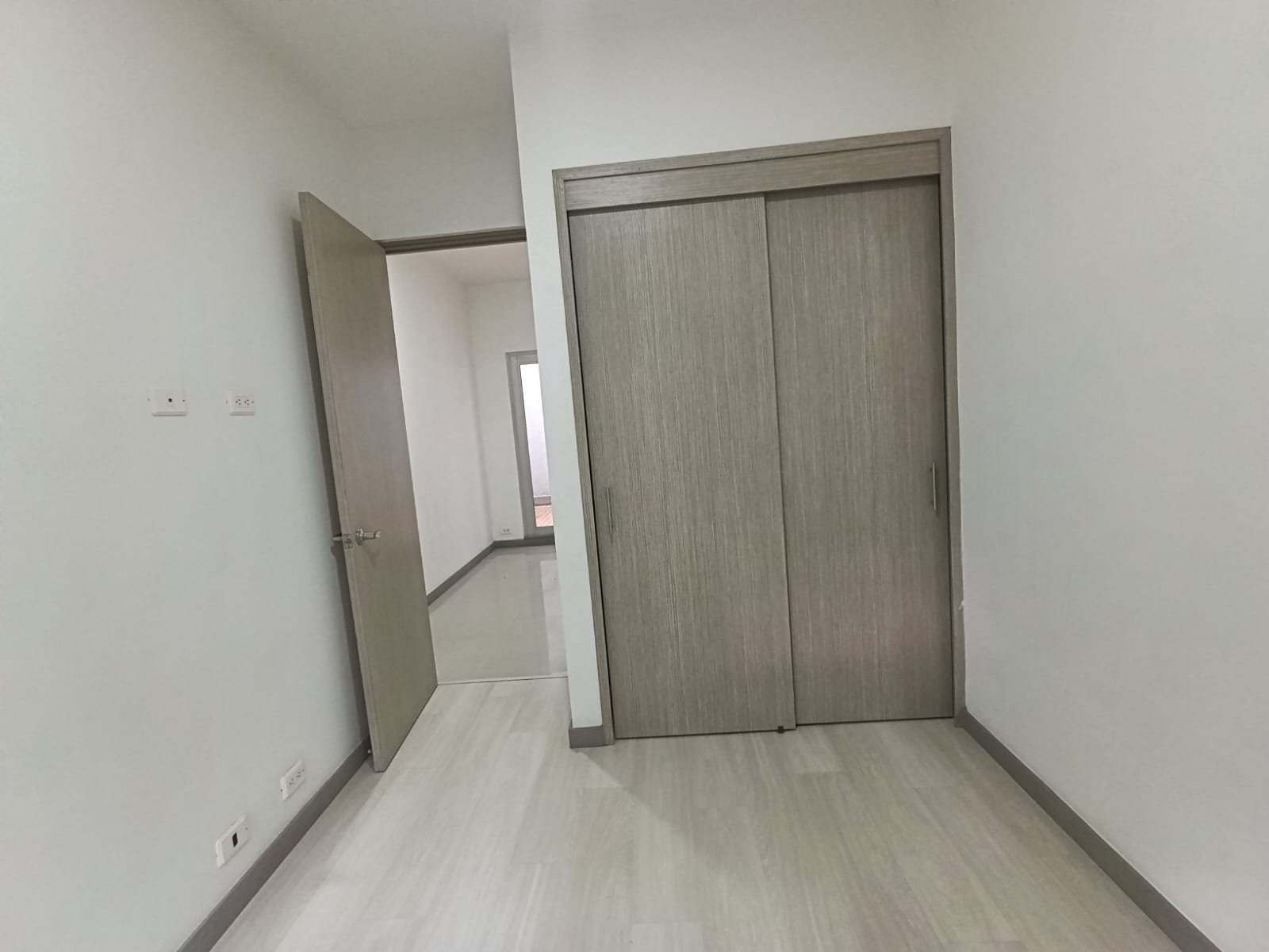 Apartamento en Arriendo, sector la estrella, Urbanización Viña del Mar-10040278 - El Dandy