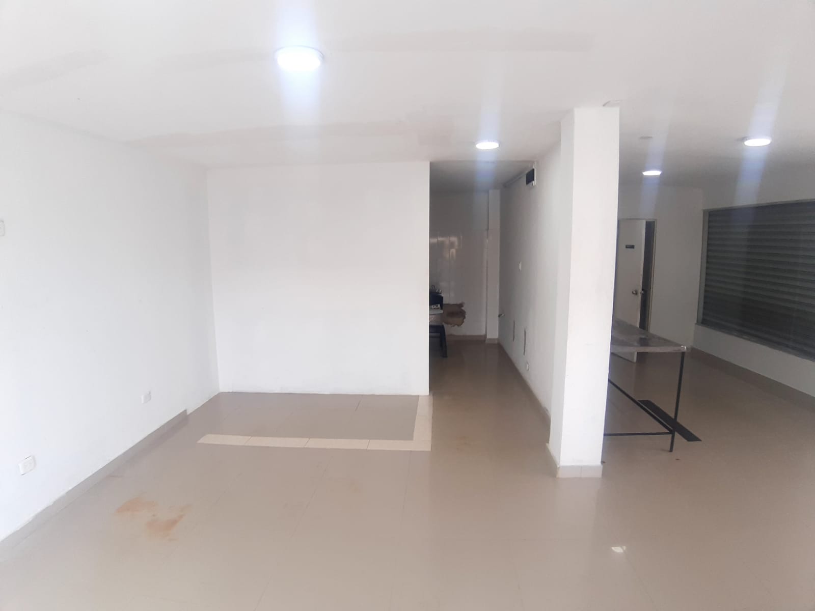 Buena Esperanza - Local en arriendo - Barranquilla.