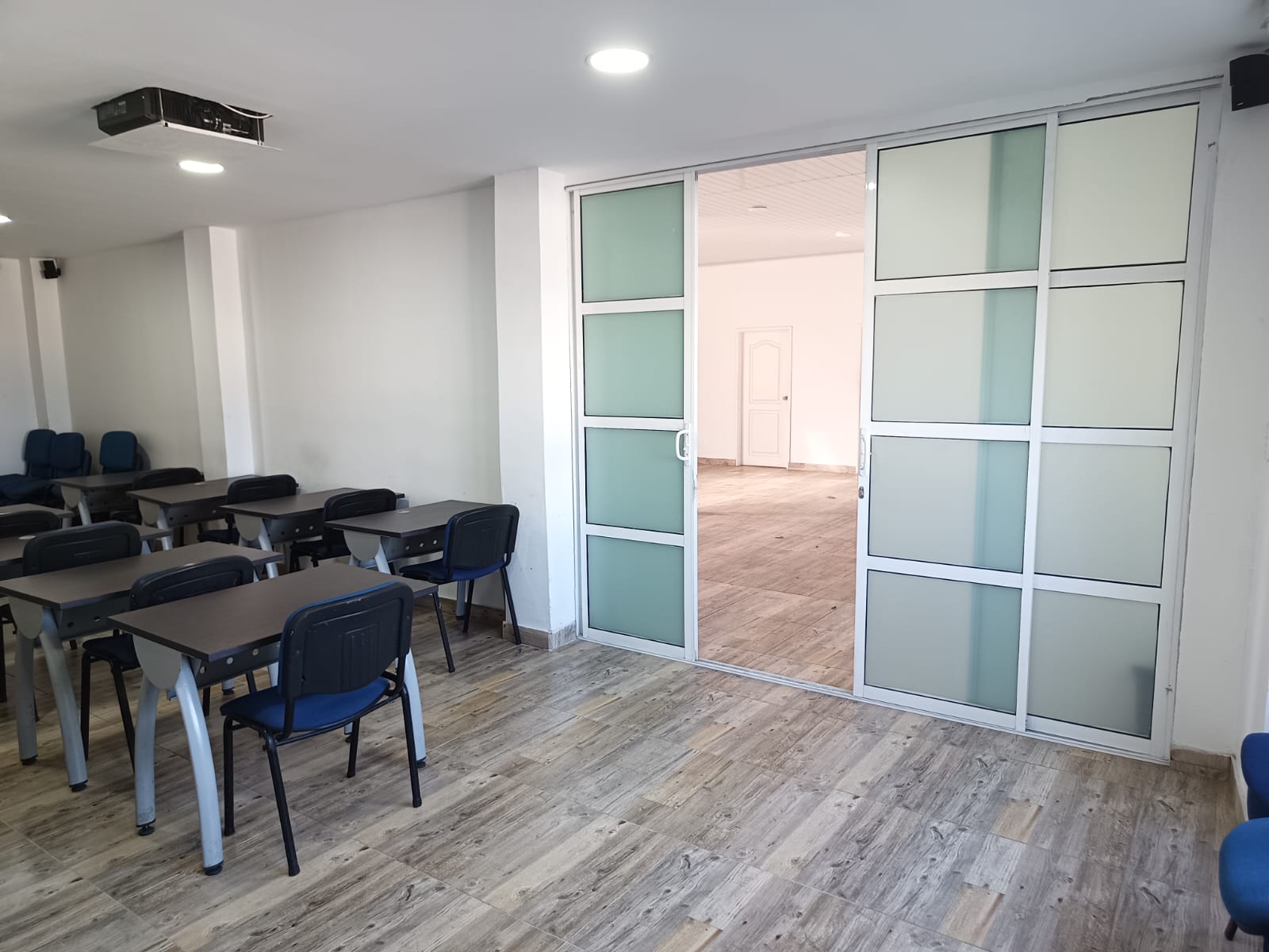 Venta de locales - Barrio Boston Barranquilla