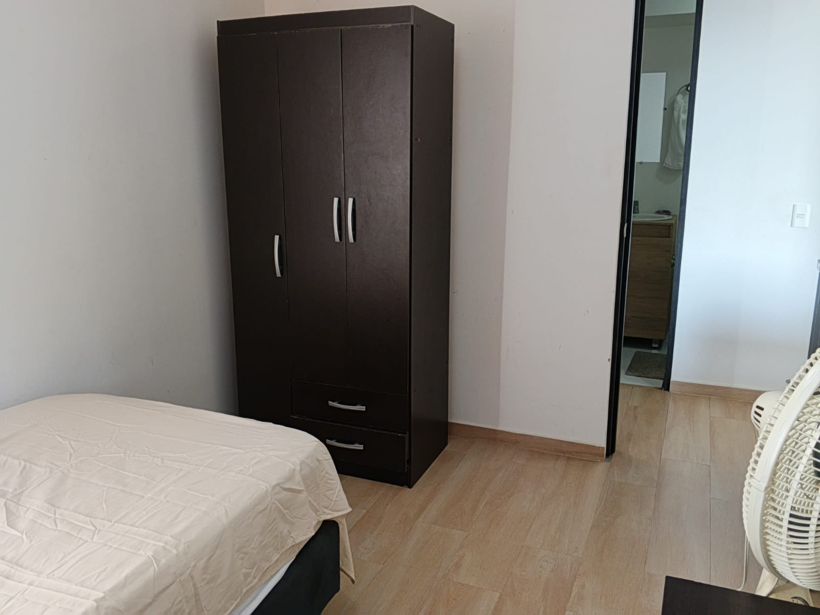 Apartamento en arriendo amoblado/ sin amoblar - Alameda del rio