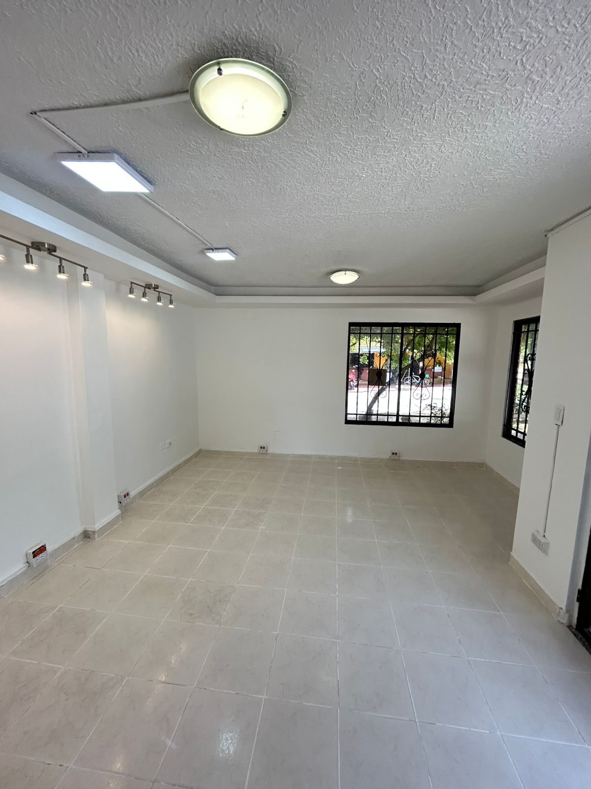 Local en arriendo - Villa carolina - Barranquilla