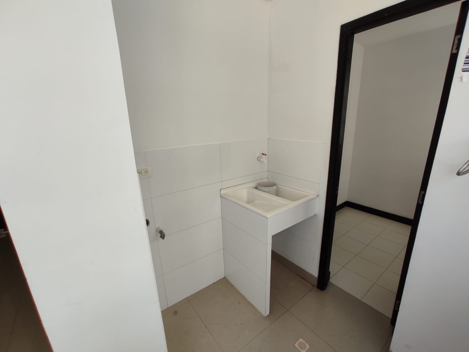 Altos del limonar apartamento en arriendo