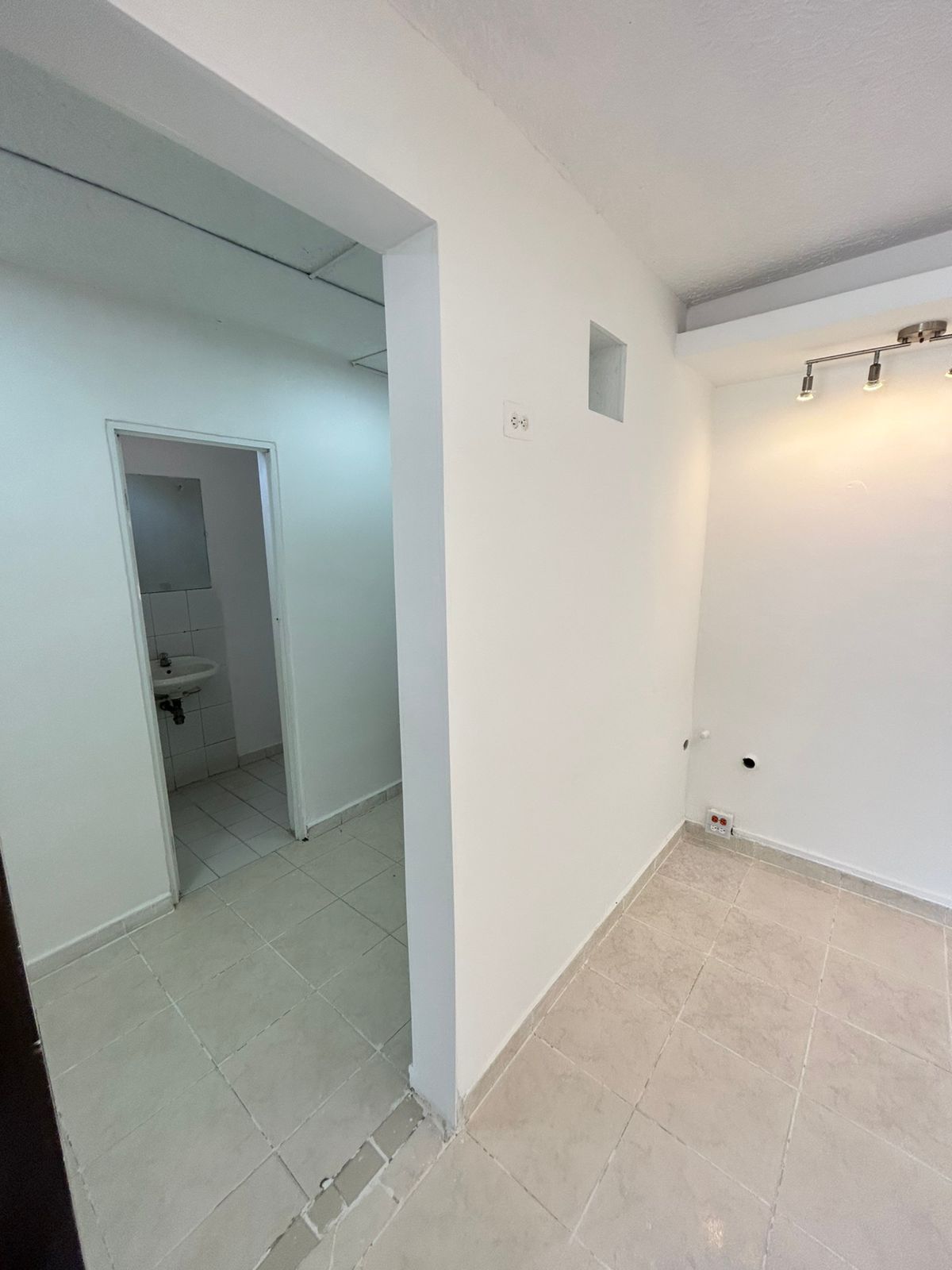 Local en arriendo - Villa carolina - Barranquilla