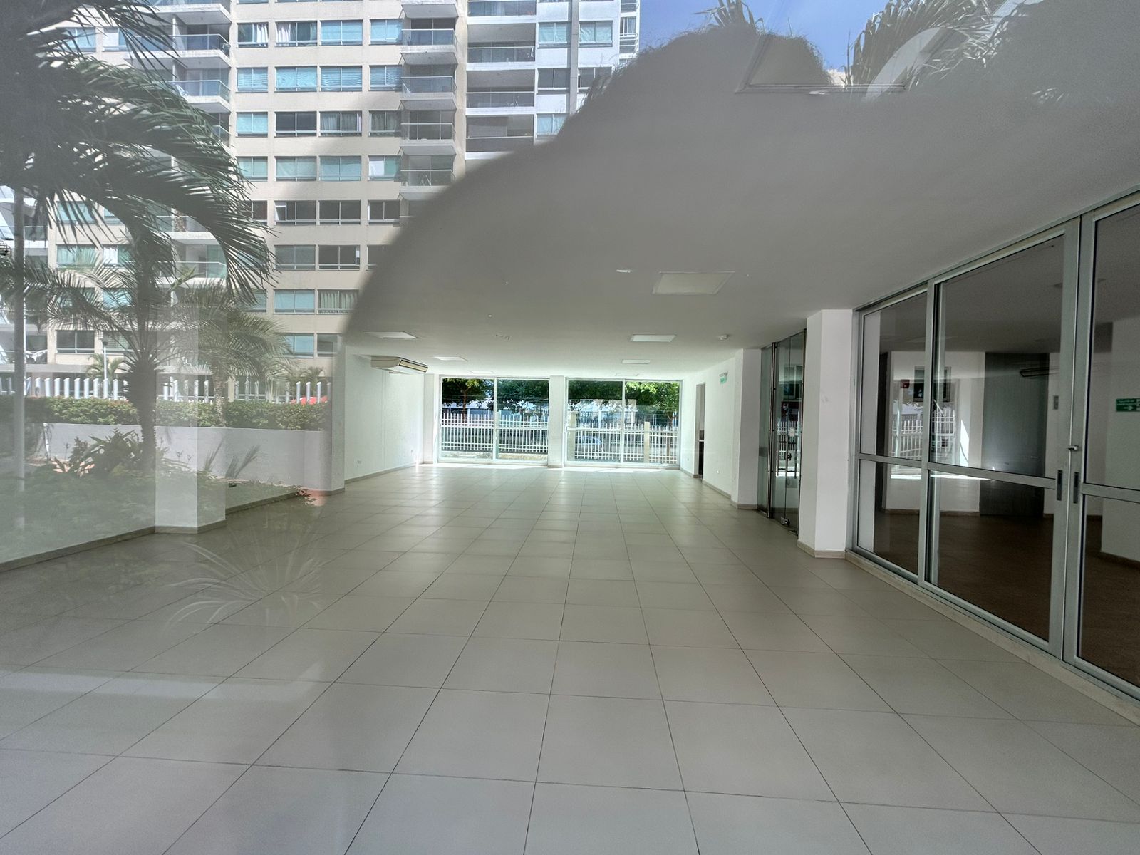 Apartamento en arriendo- Miramar- Barranquilla