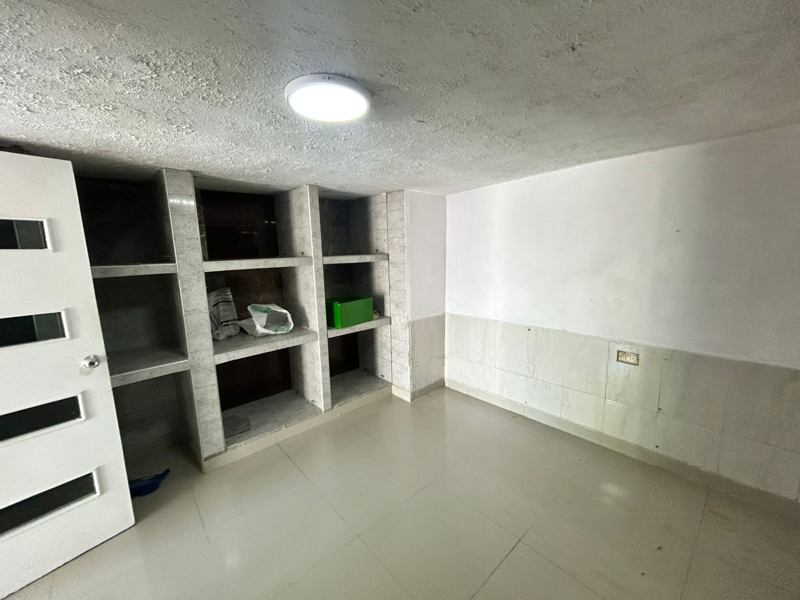Local comercial- Arriendo Ciudad Jardín Barranquilla