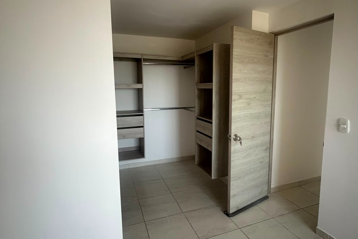 Apartamento en venta.- alameda del rio