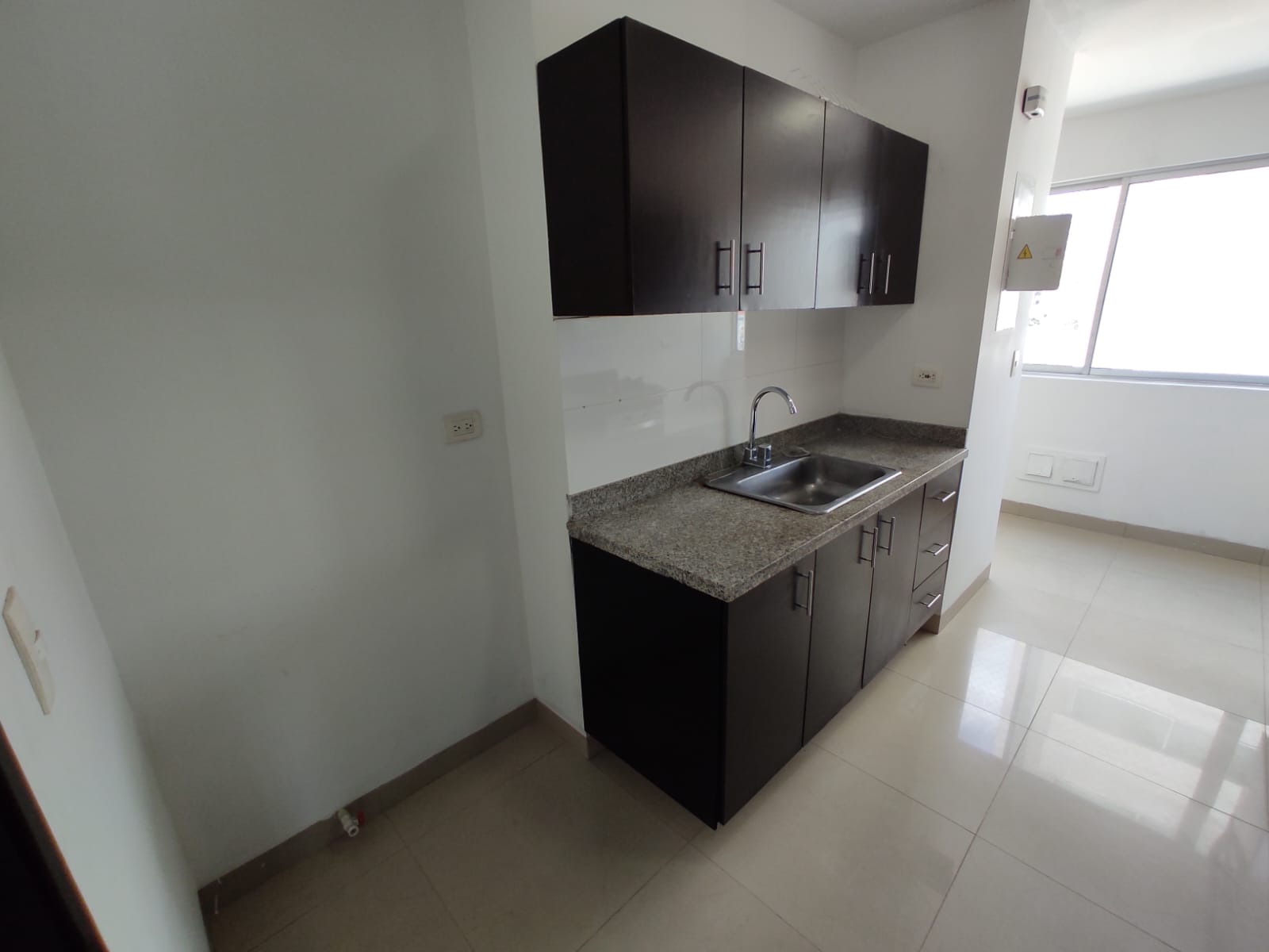 Altos del limonar apartamento en arriendo