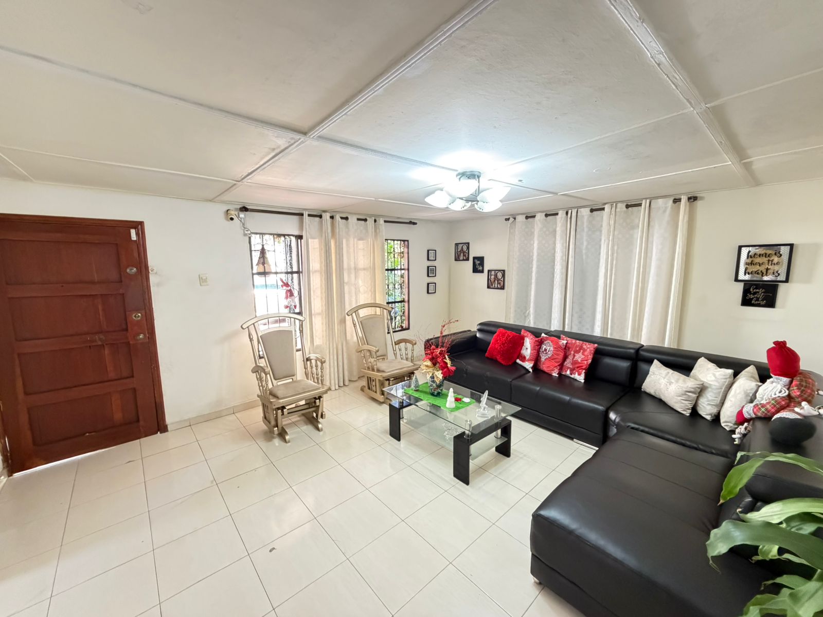 Casa en venta - Las mercedes - Barranquilla.