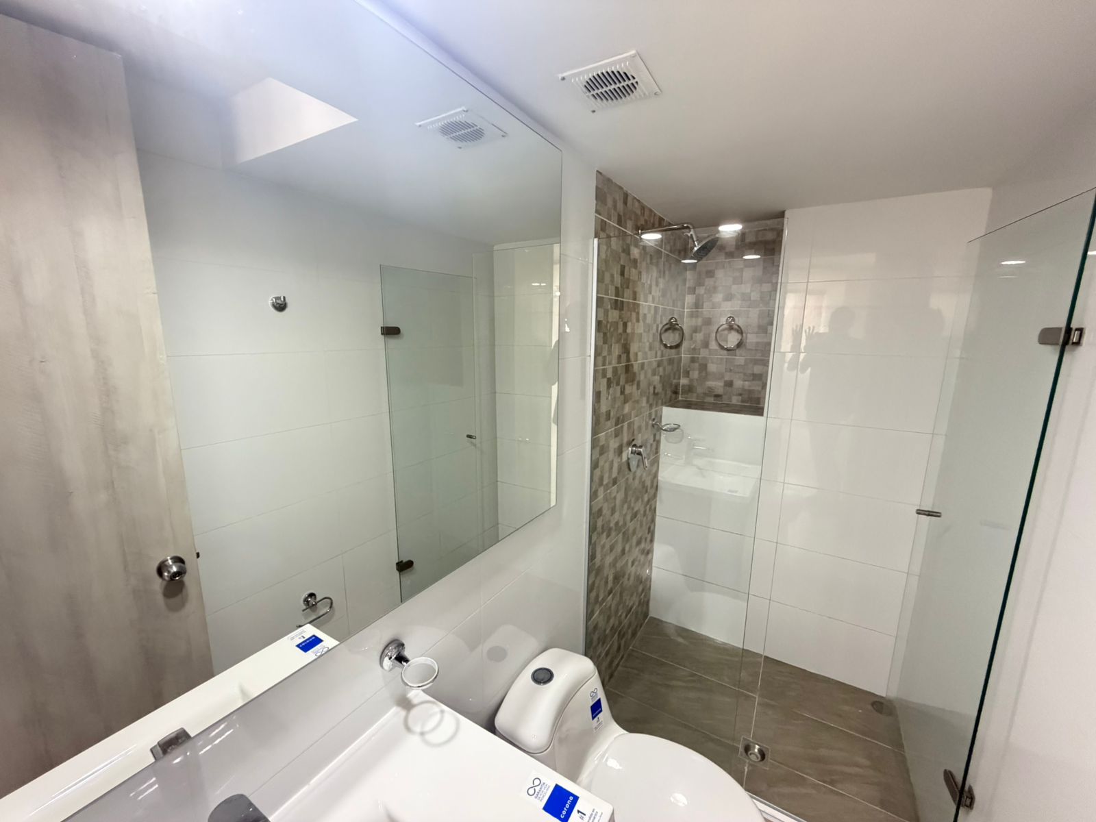 Apartamento en venta/ arriendo- Miramar Barranquilla