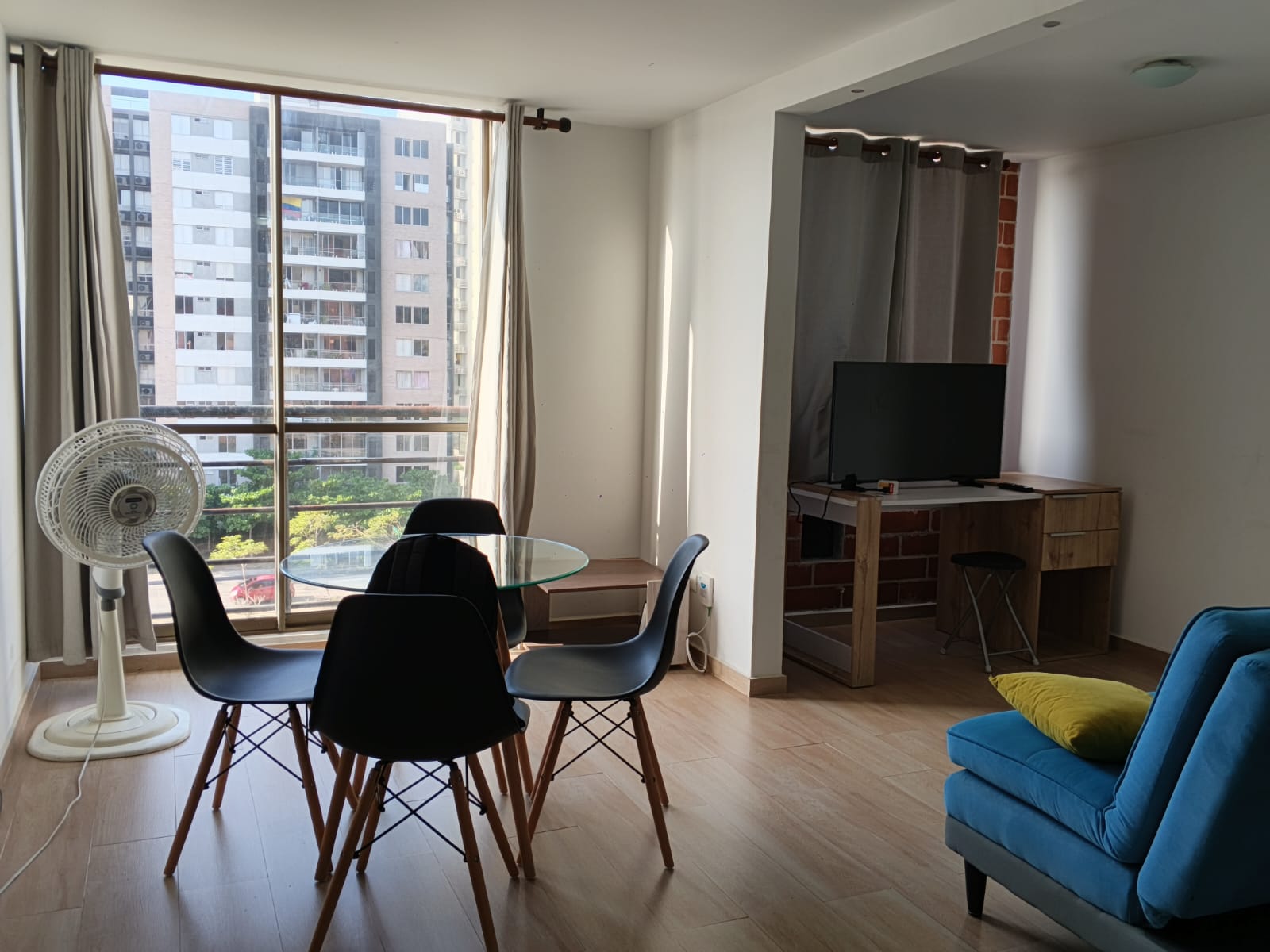 Apartamento en arriendo amoblado/ sin amoblar - Alameda del rio