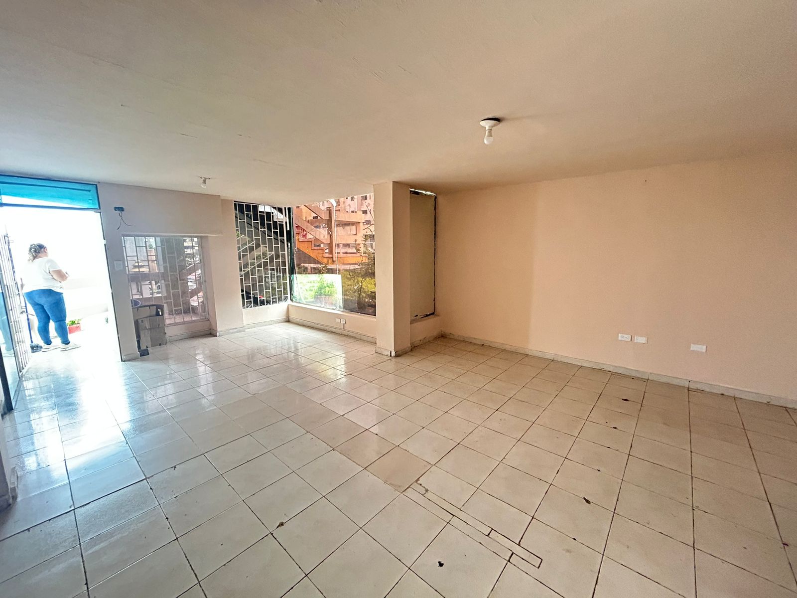 Ciudad Jardín Oficina en Arriendo