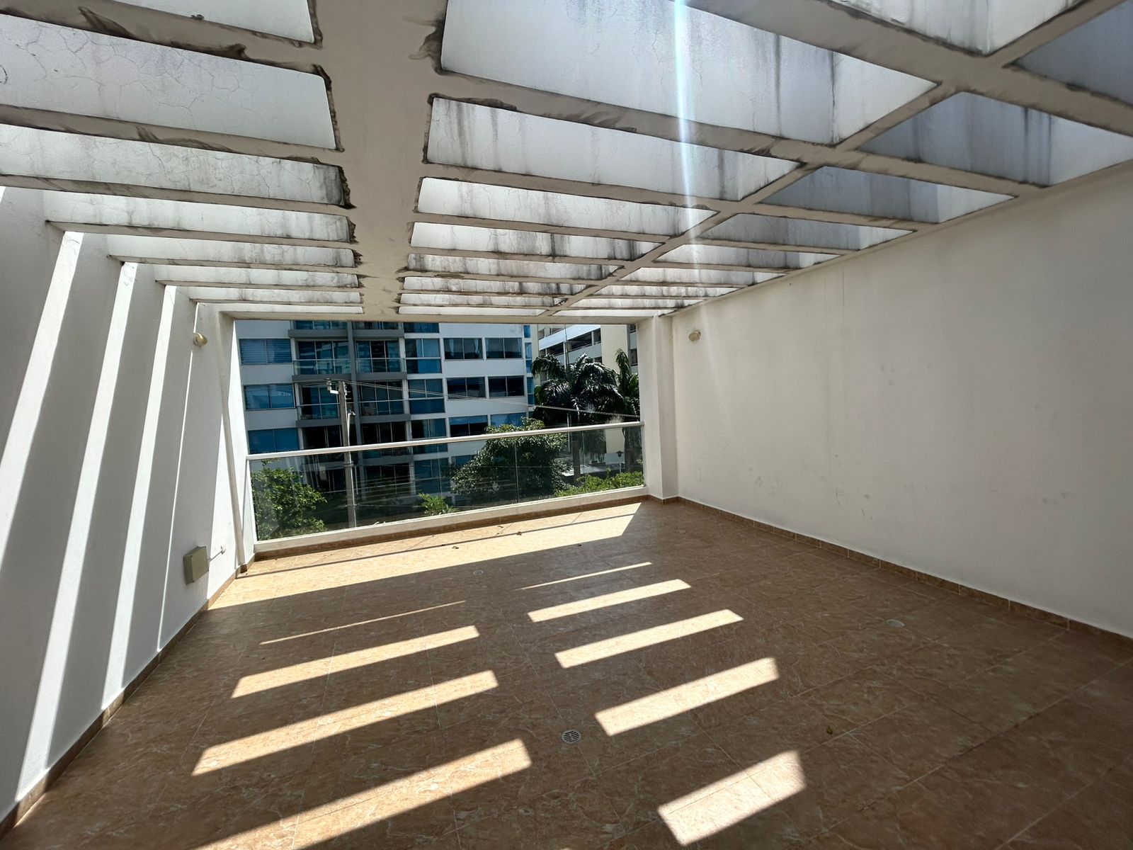 Apartamento en arriendo- Miramar- Barranquilla