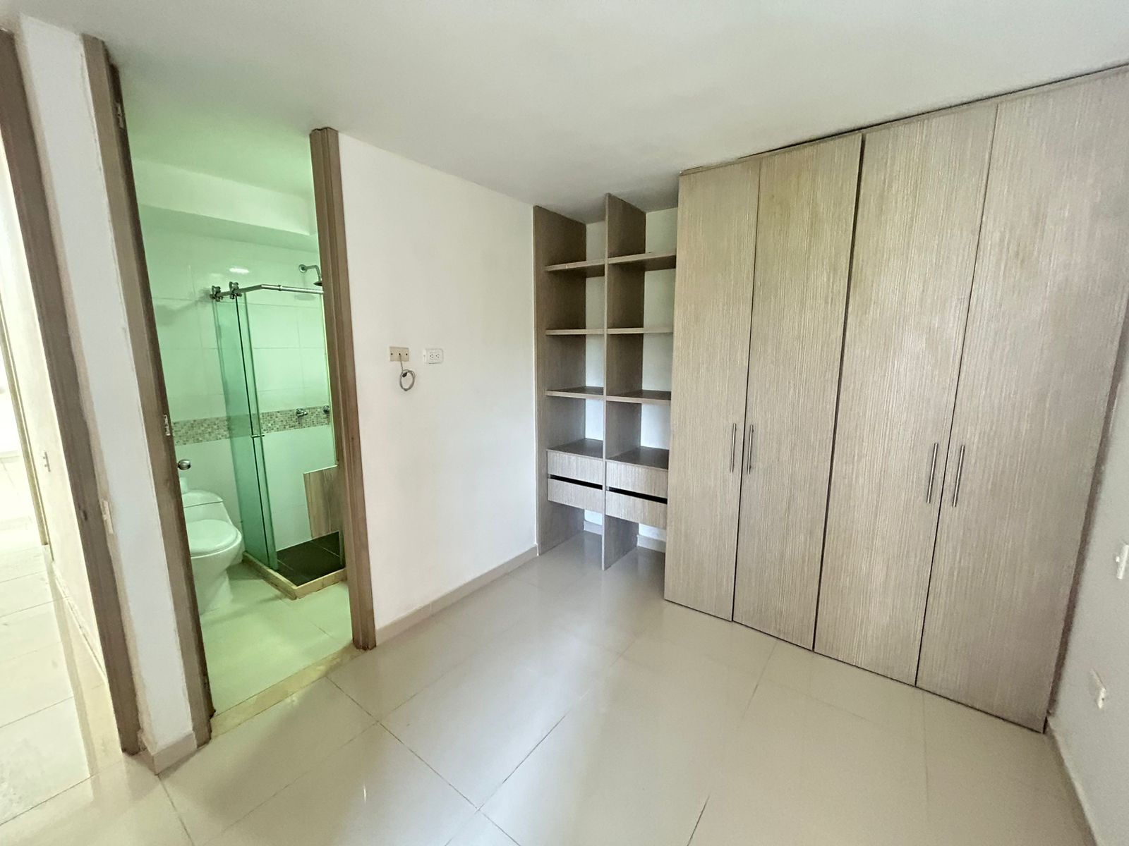 Apartamento en arriendo- Miramar- Barranquilla