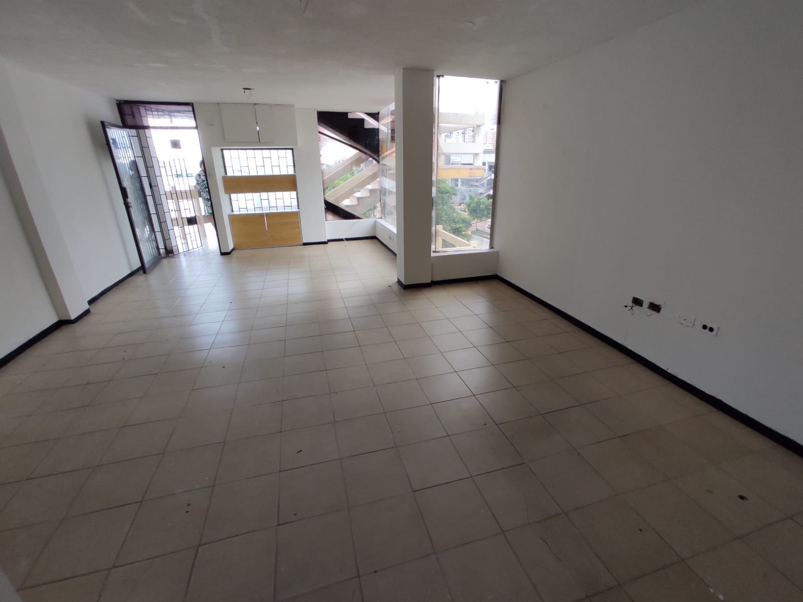 Ciudad Jardín Oficina en Arriendo