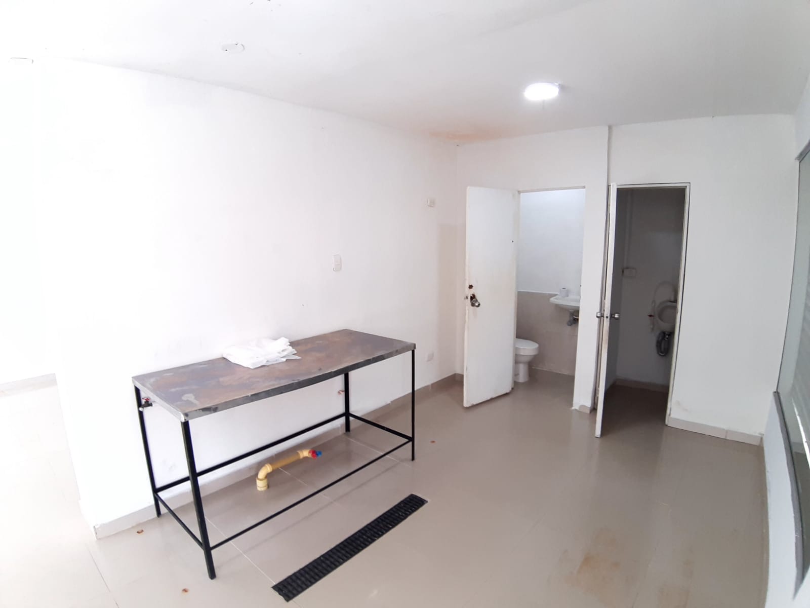 Buena Esperanza - Local en arriendo - Barranquilla.