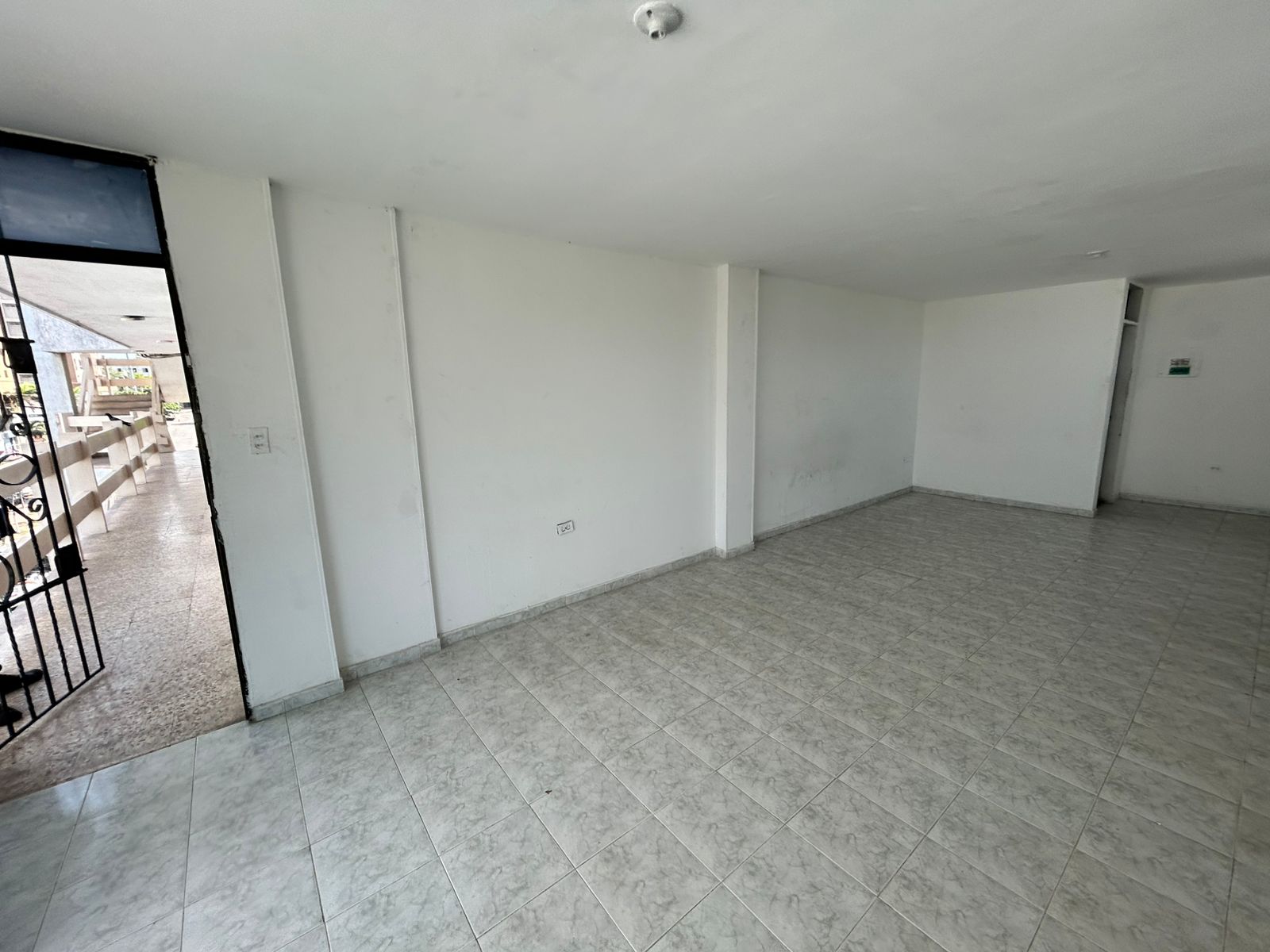 Local Comercial -Ciudad Jardín -Barranquilla