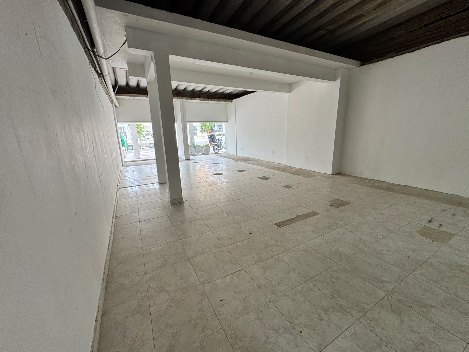 Local comercial en arriendo -altos del prado-Barranquilla
