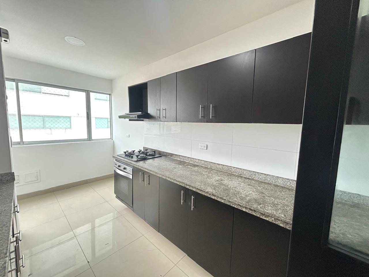 Apartamento en arriendo - Altos del limonar - Barranquilla