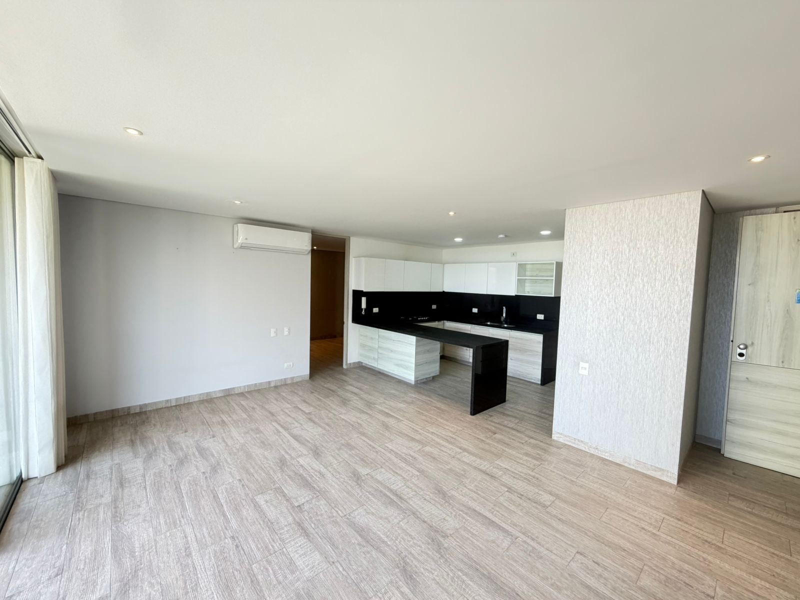 Apartamento en arriendo - Riomar - Barranquilla