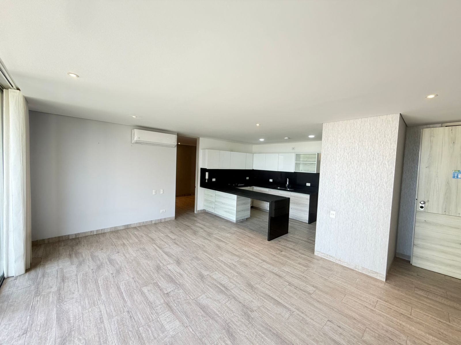 Apartamento en arriendo - Riomar - Barranquilla