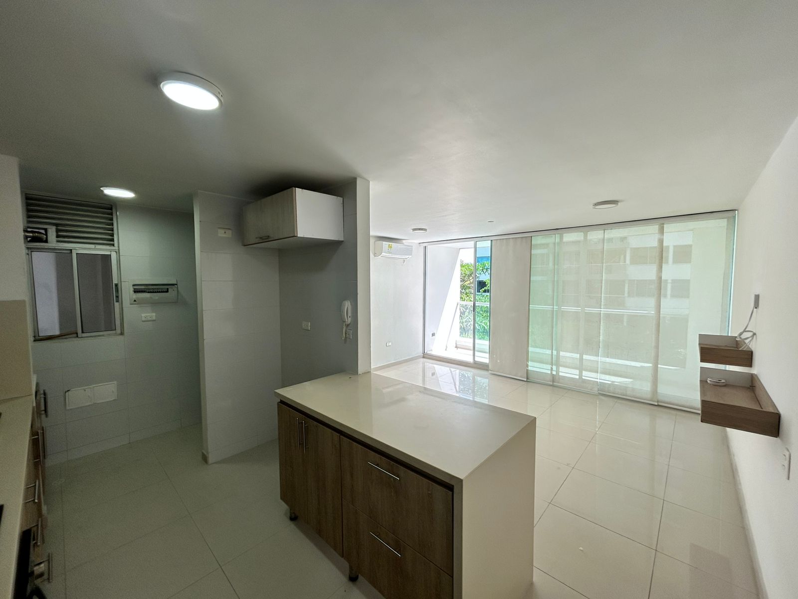 Apartamento en arriendo- Miramar- Barranquilla