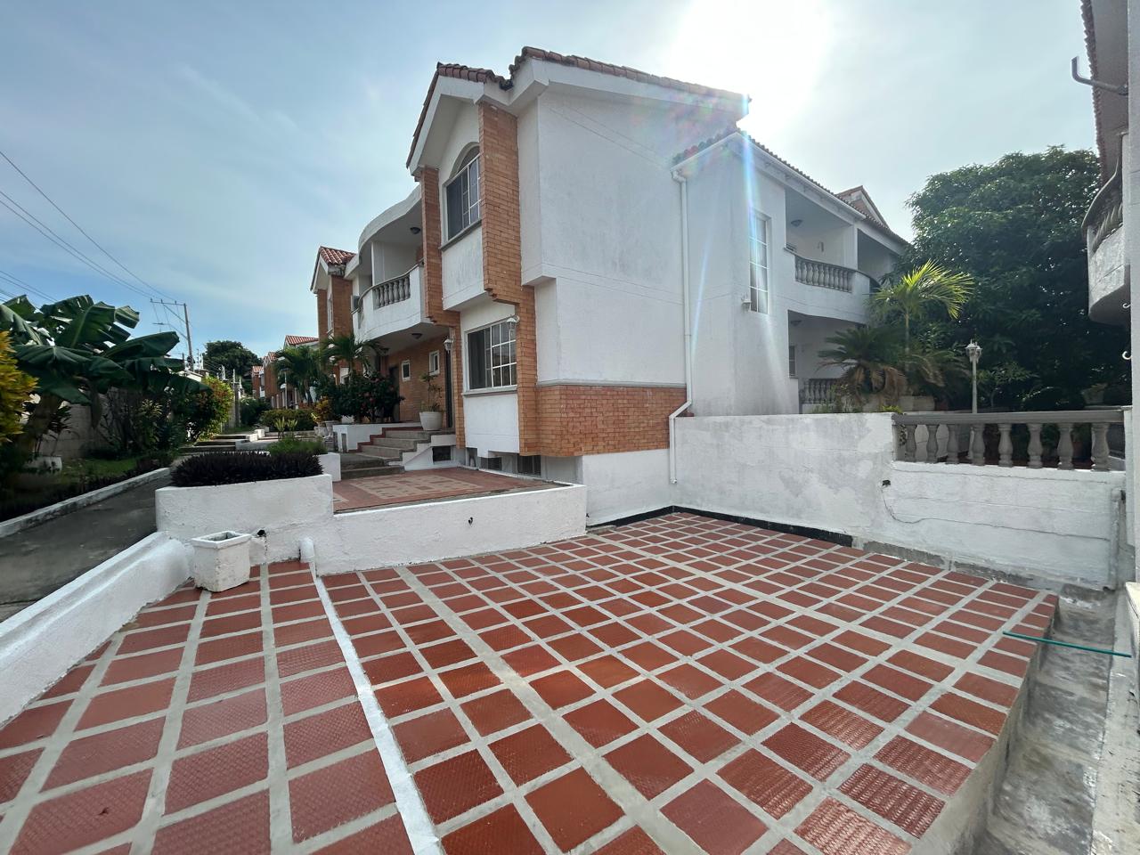 Casa en venta- Miramar- Barranquilla.