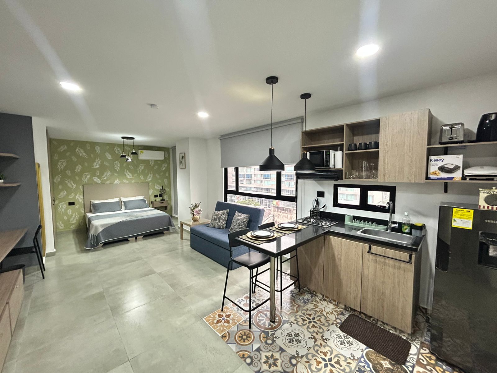 Apartaestudio amoblado en arriendo - El poblado - Barranquilla