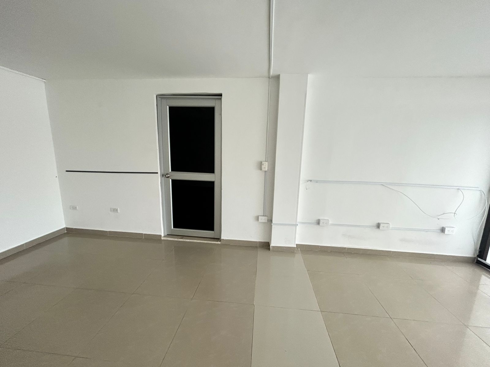 Local Comercial en arriendo - Ciudad Jardín - Barranquilla