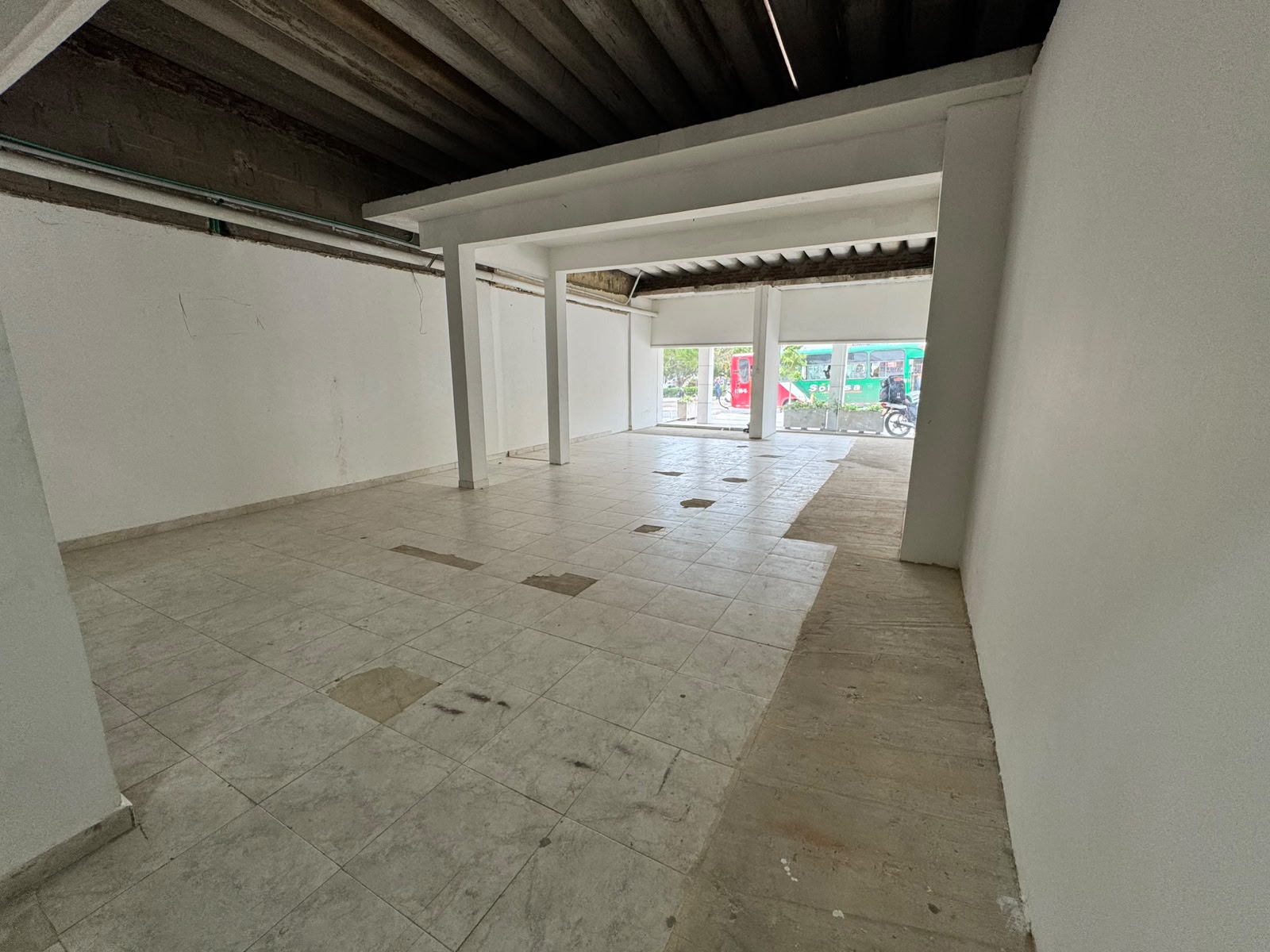 Local comercial en arriendo -altos del prado-Barranquilla
