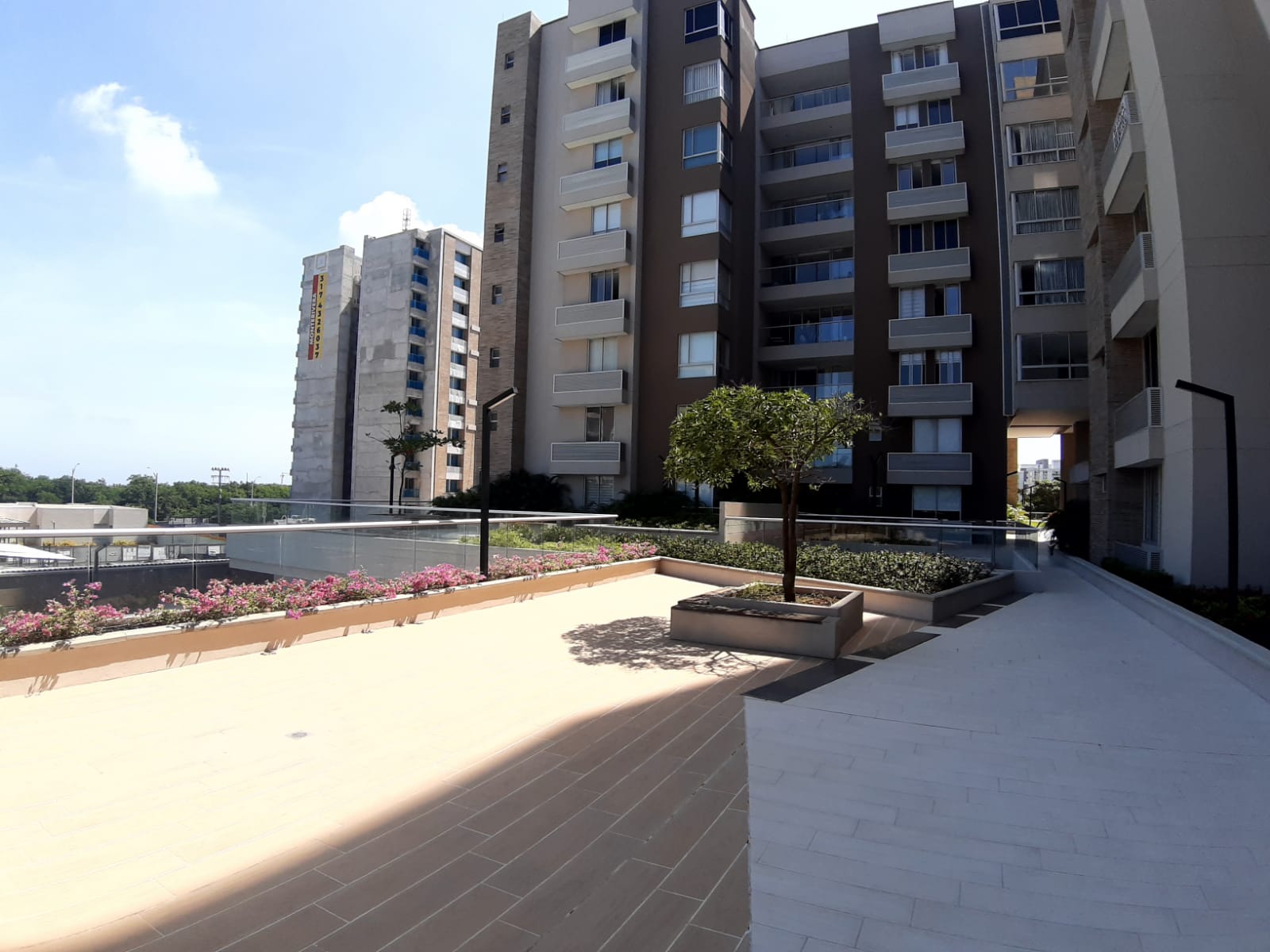 Altos del Limón - Apartamento en venta - Barranquilla.