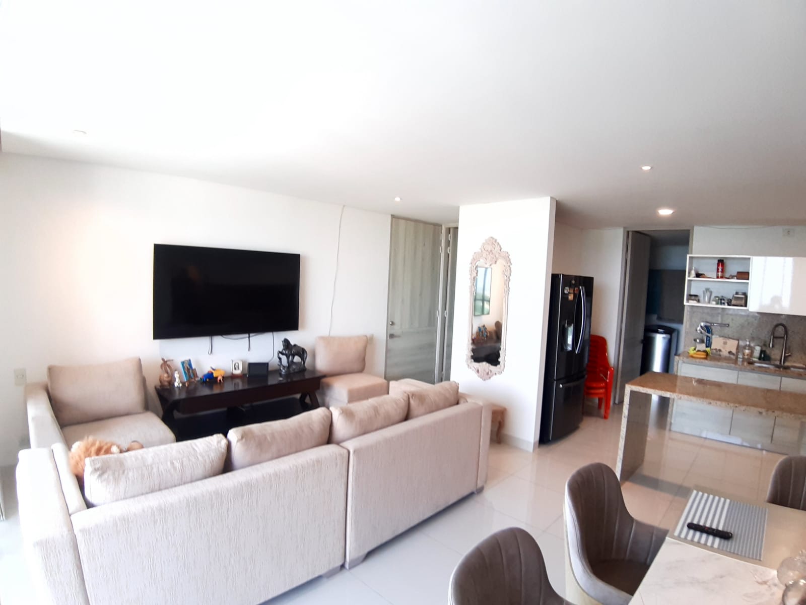 Altos del Limón - Apartamento en venta - Barranquilla.