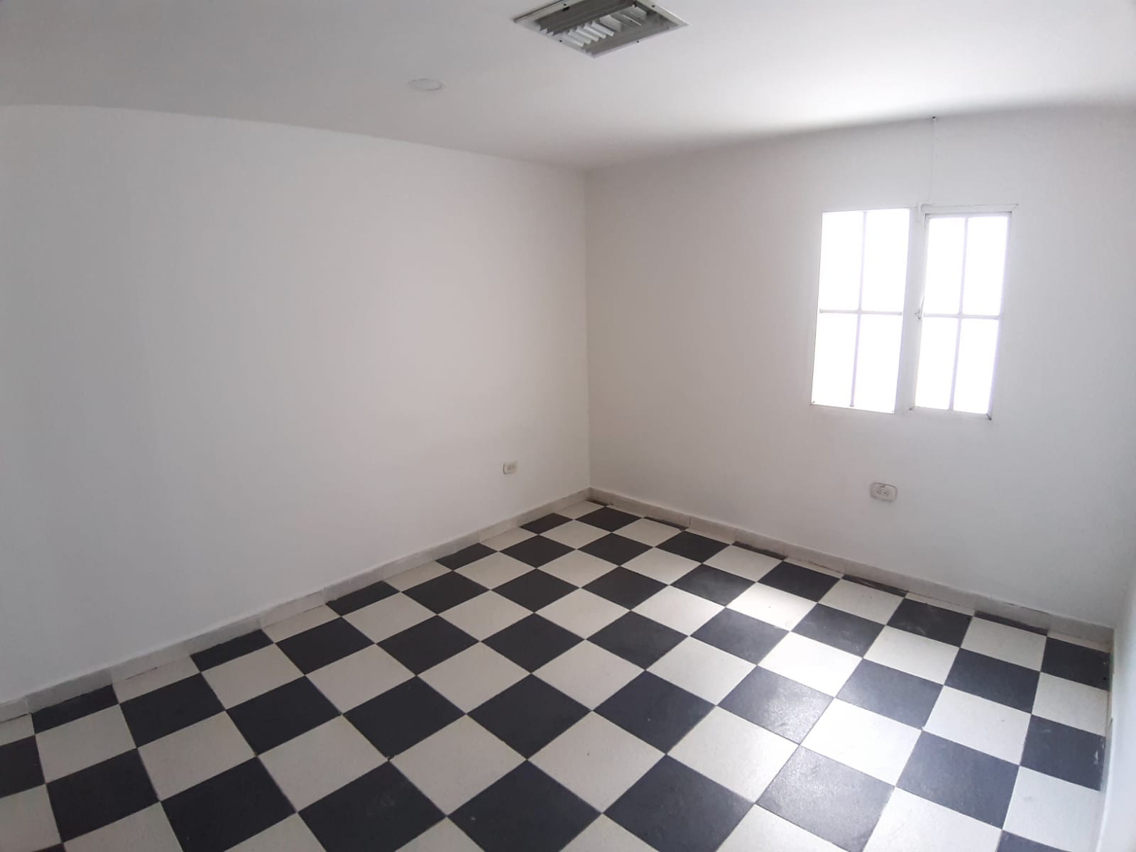 El Tabor - Casa Comercial en venta y arriendo - Barranquilla