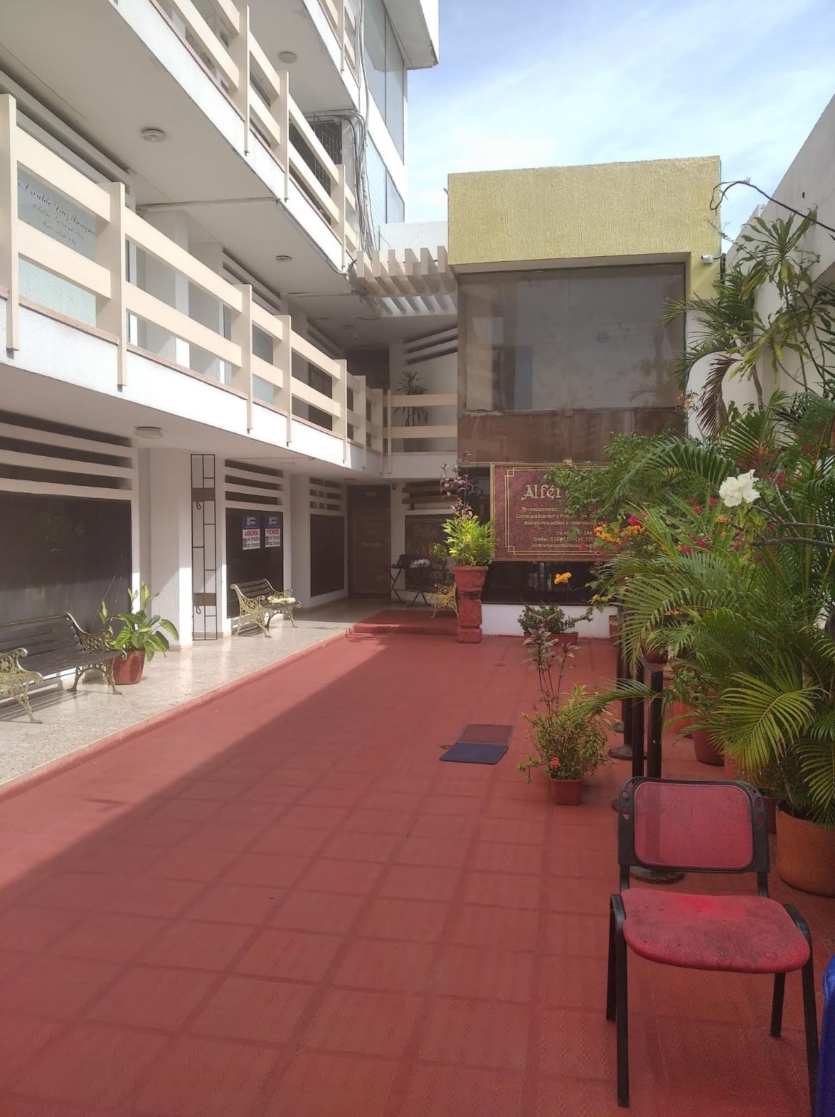 Ciudad Jardín Oficina en Arriendo