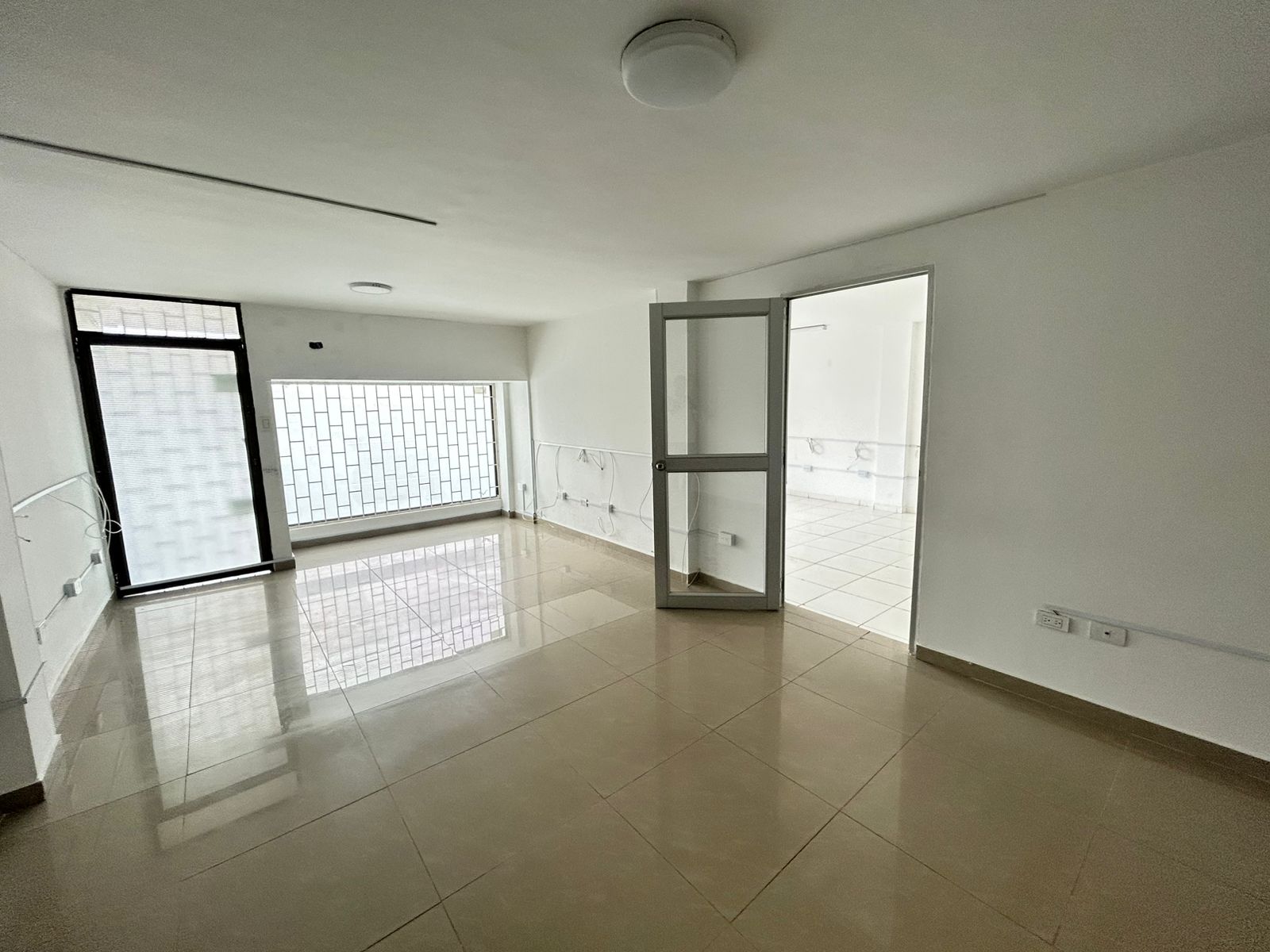 Local Comercial en arriendo - Ciudad Jardín - Barranquilla