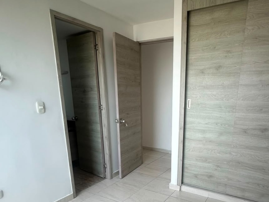 Apartamento en venta.- alameda del rio