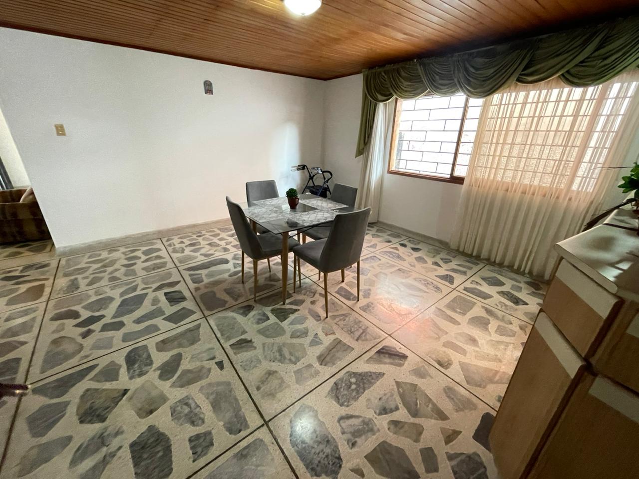 Los Alpes Casa En Venta - Barranquilla