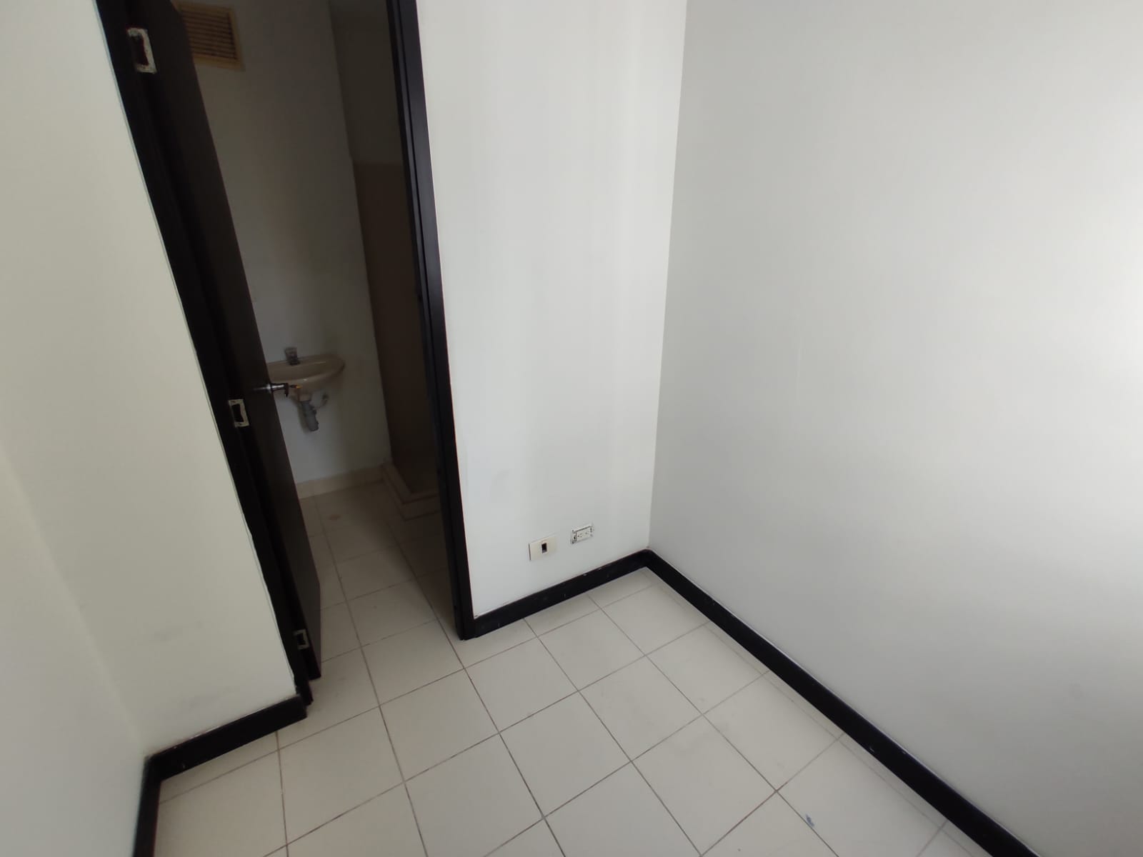 Altos del limonar apartamento en arriendo