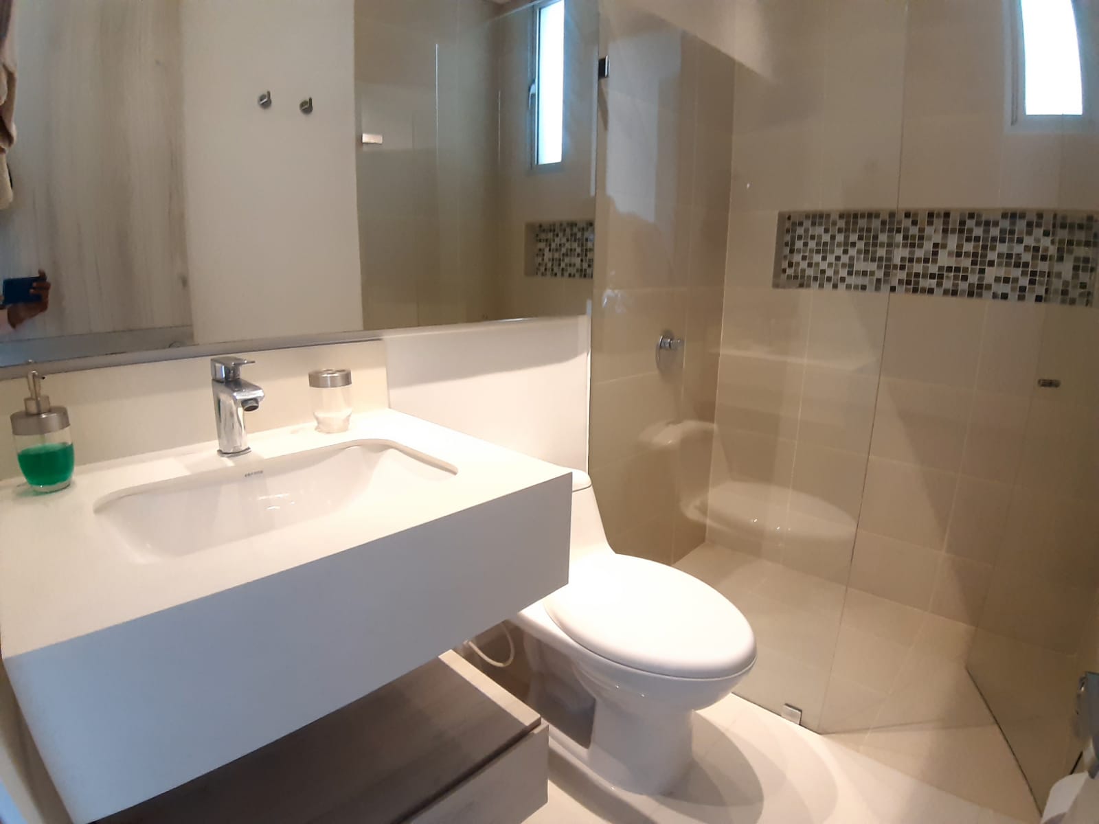 Altos del Limón - Apartamento en venta - Barranquilla.