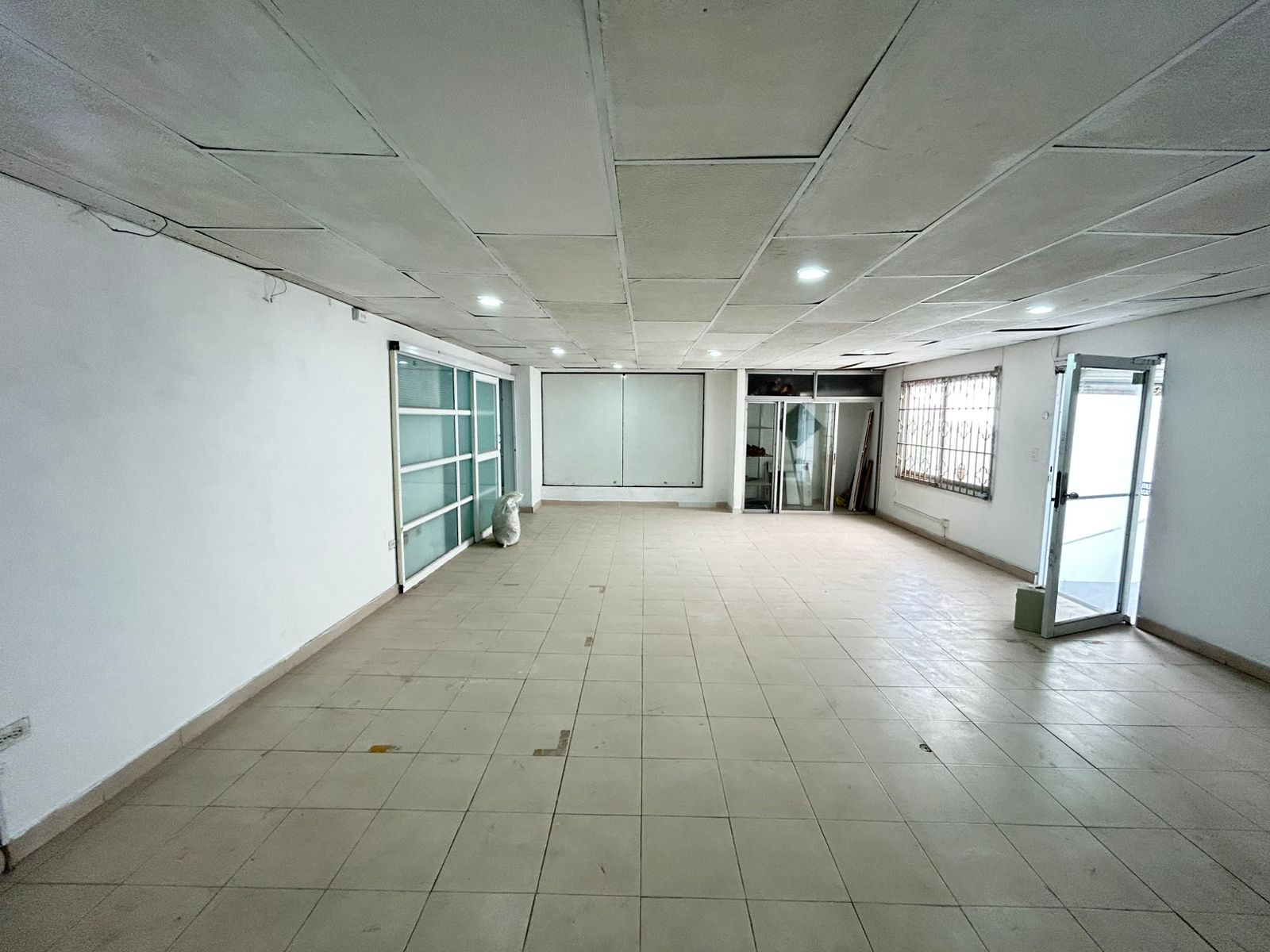 Local comercial arriendo- Riomar Barranquilla