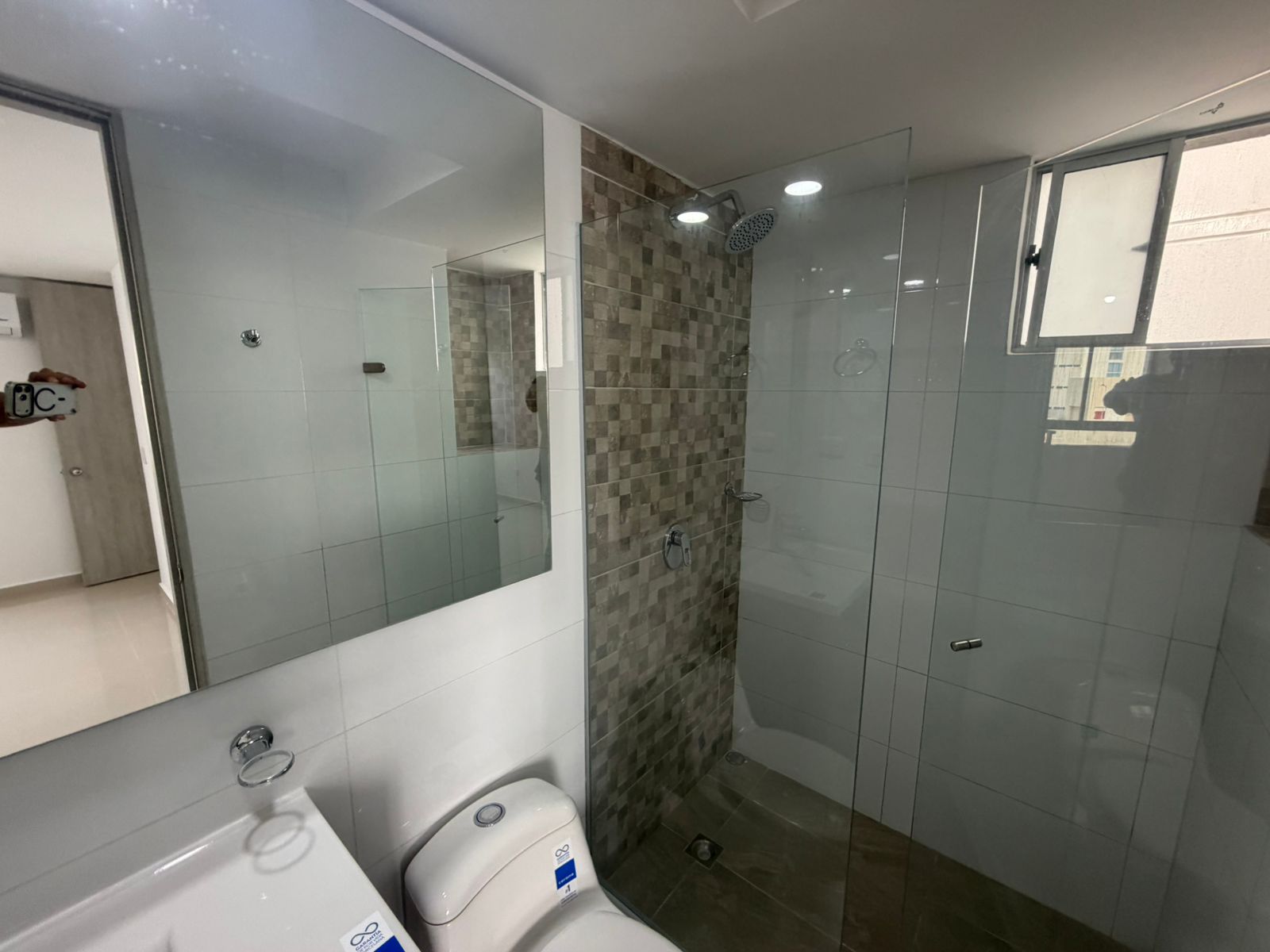 Apartamento en venta/ arriendo- Miramar Barranquilla