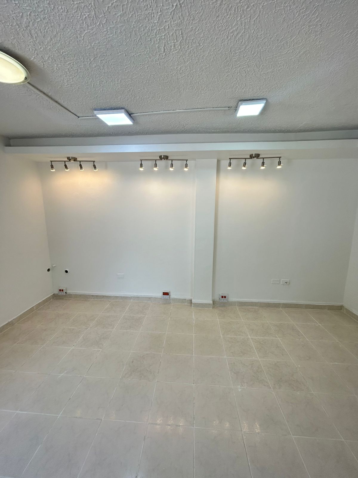 Local en arriendo - Villa carolina - Barranquilla