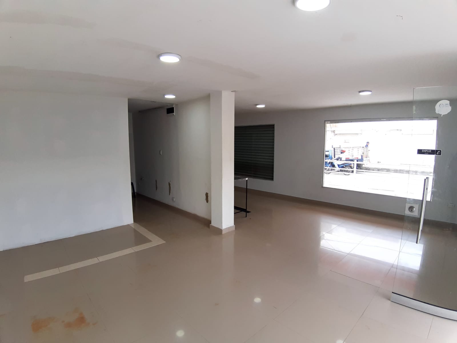 Buena Esperanza - Local en arriendo - Barranquilla.
