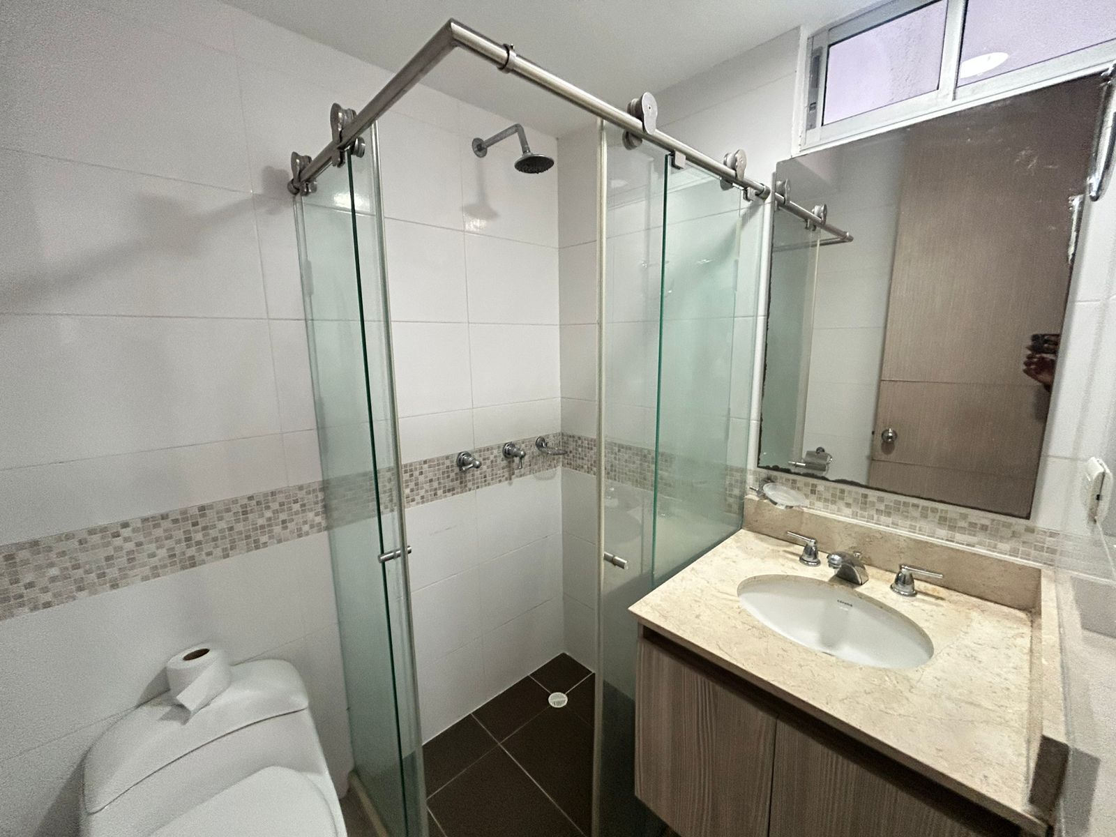 Apartamento en arriendo- Miramar- Barranquilla