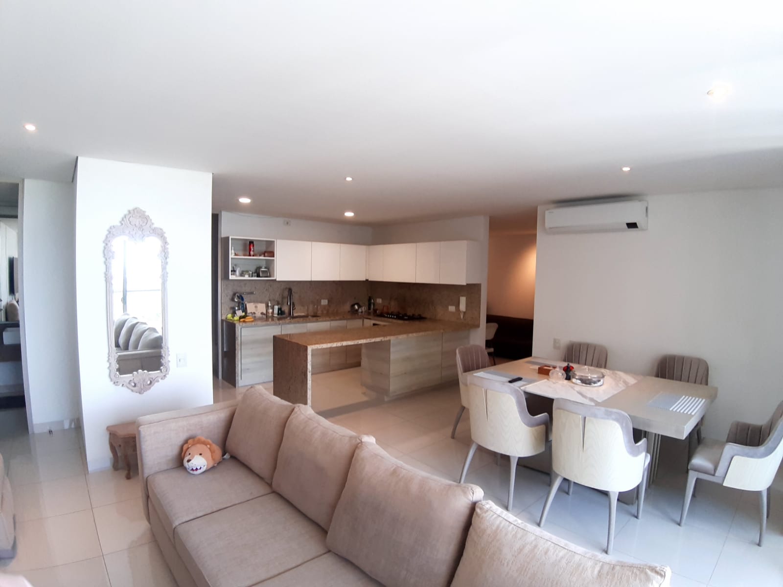 Altos del Limón - Apartamento en venta - Barranquilla.