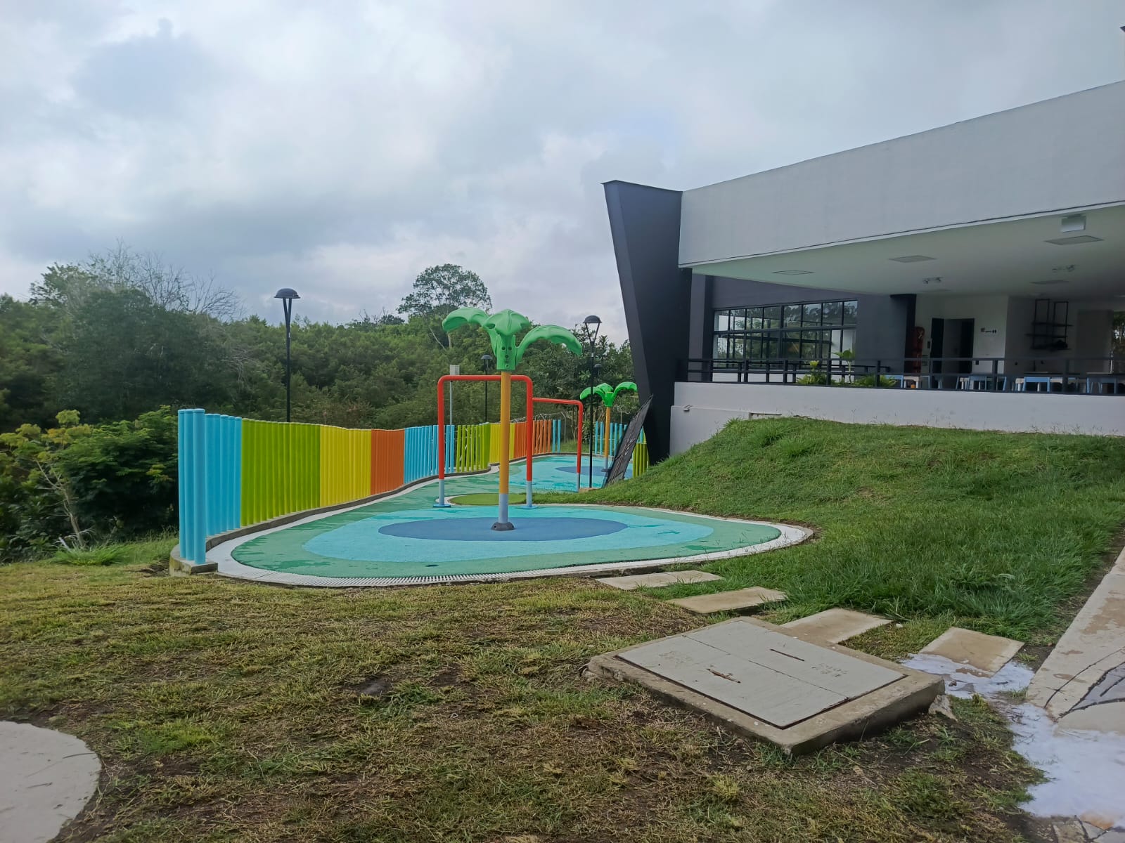 Rento hermosa casa en cerritos 