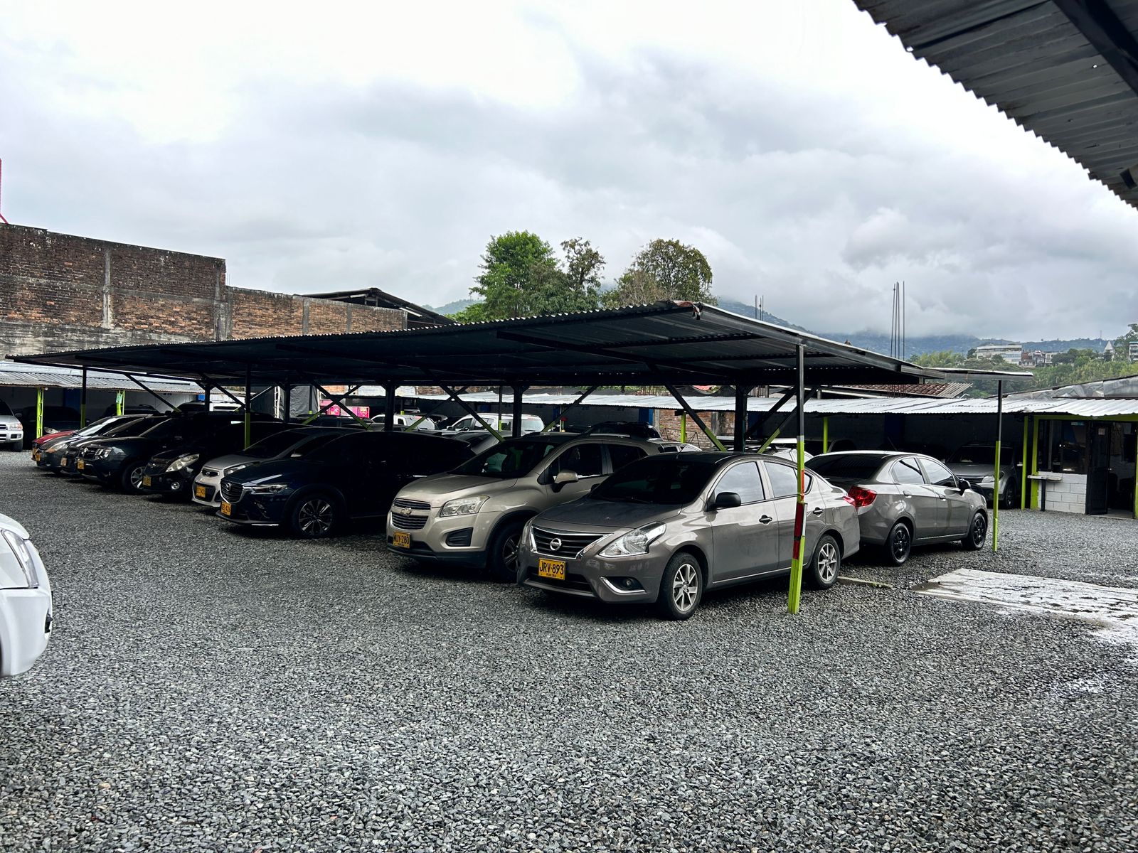 Imagen de se vende lote con parqueadero en el centro de pereira