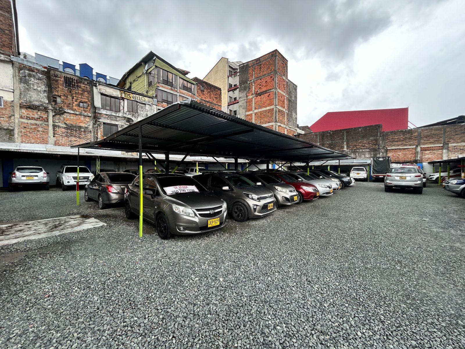 Imagen de se vende lote con parqueadero en el centro de pereira