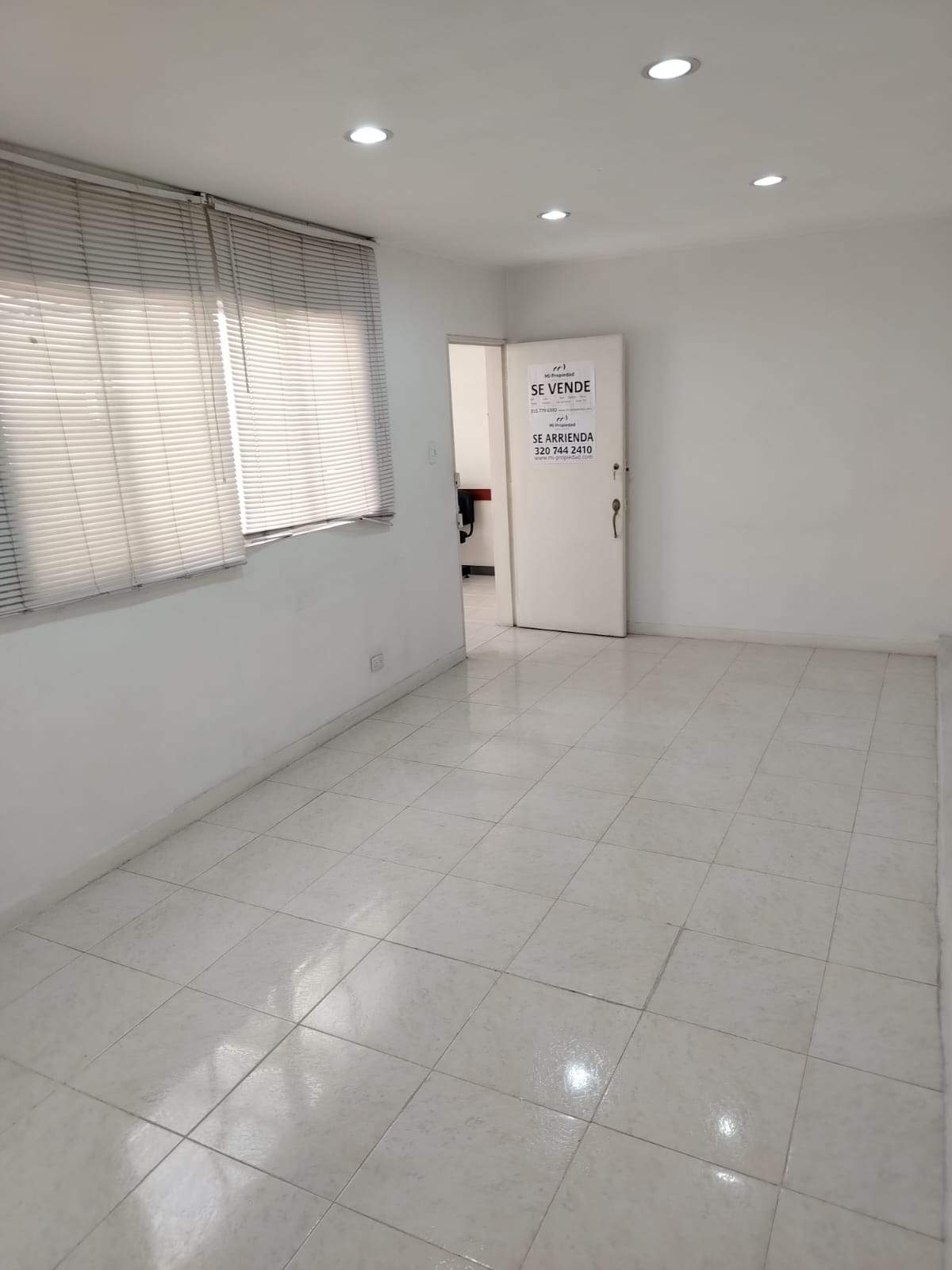 Imagen de Se vende Consultorio/ Oficina en el Centro de Pereira