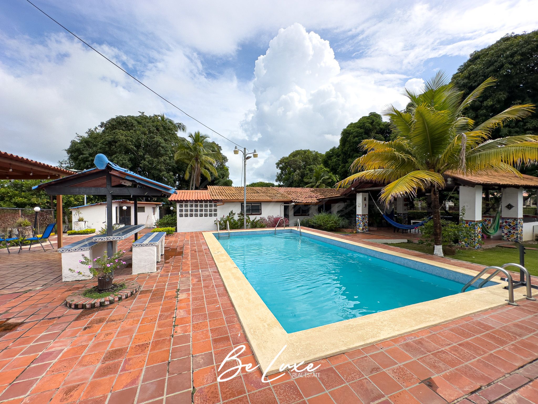 VENTA CASA DE PLAYA CON PISCINA EN NUEVA GORGONA (9)