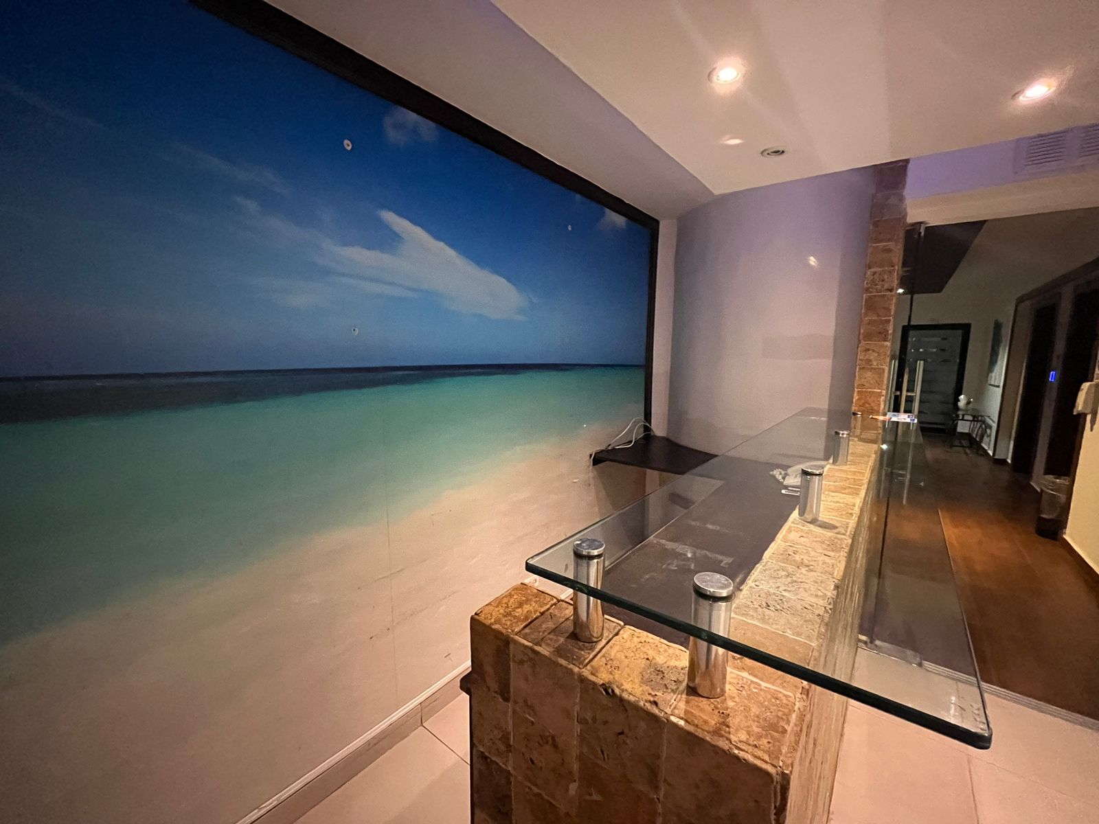 VENDO OFICINA EN PUNTA PACIFICA PH ROYAL CENTER (1)